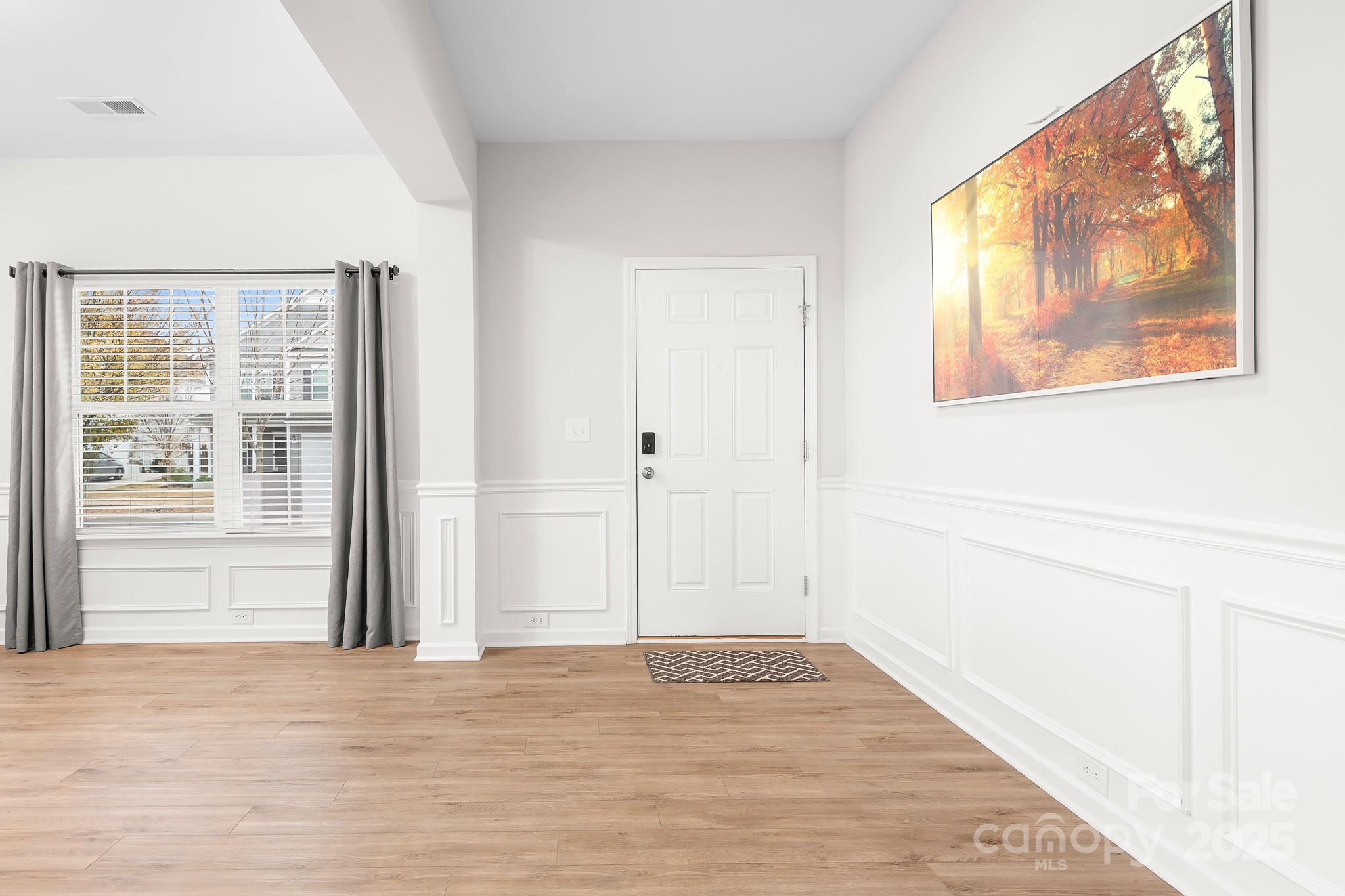 property viewer photo 5