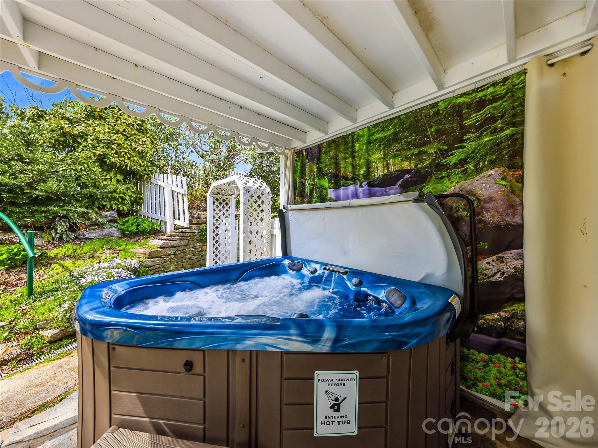 main property photo 24