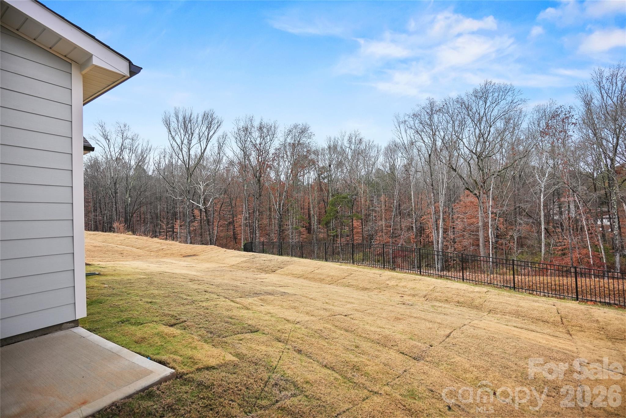 main property photo 29