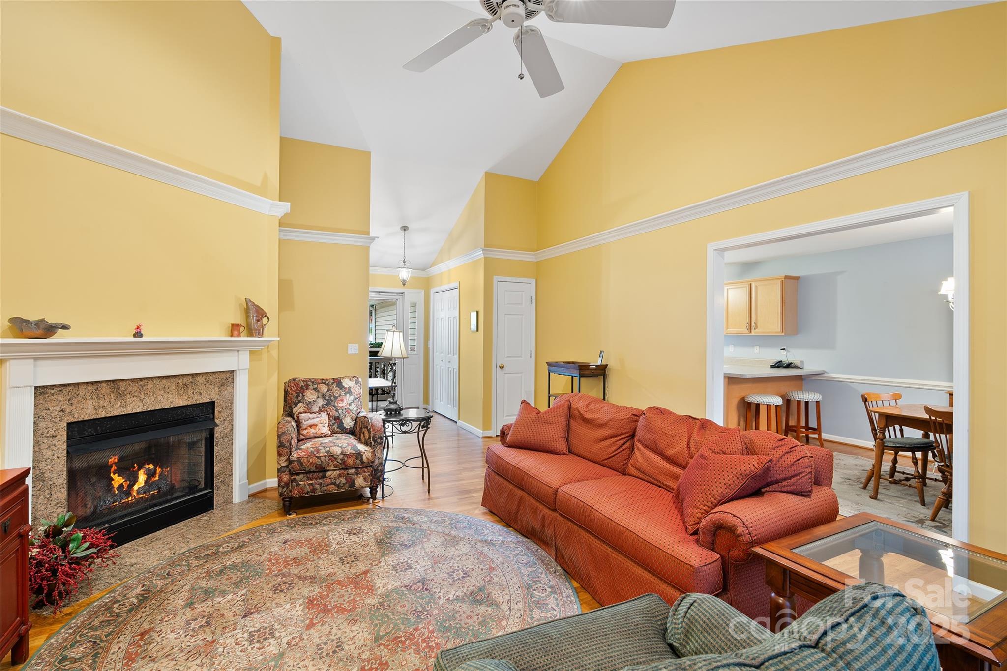 property viewer photo 4