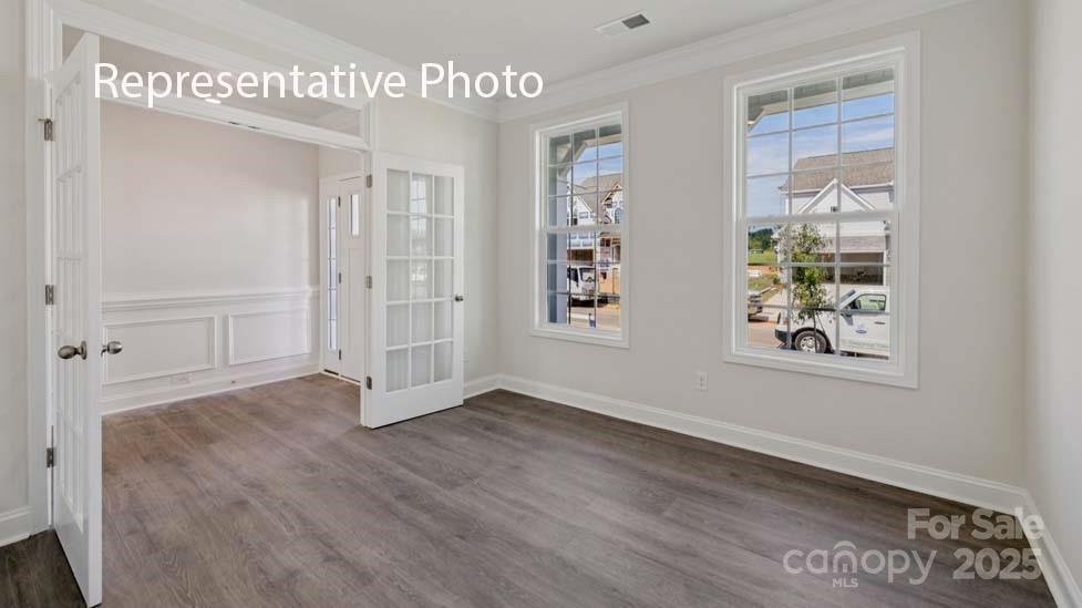 property viewer photo 3