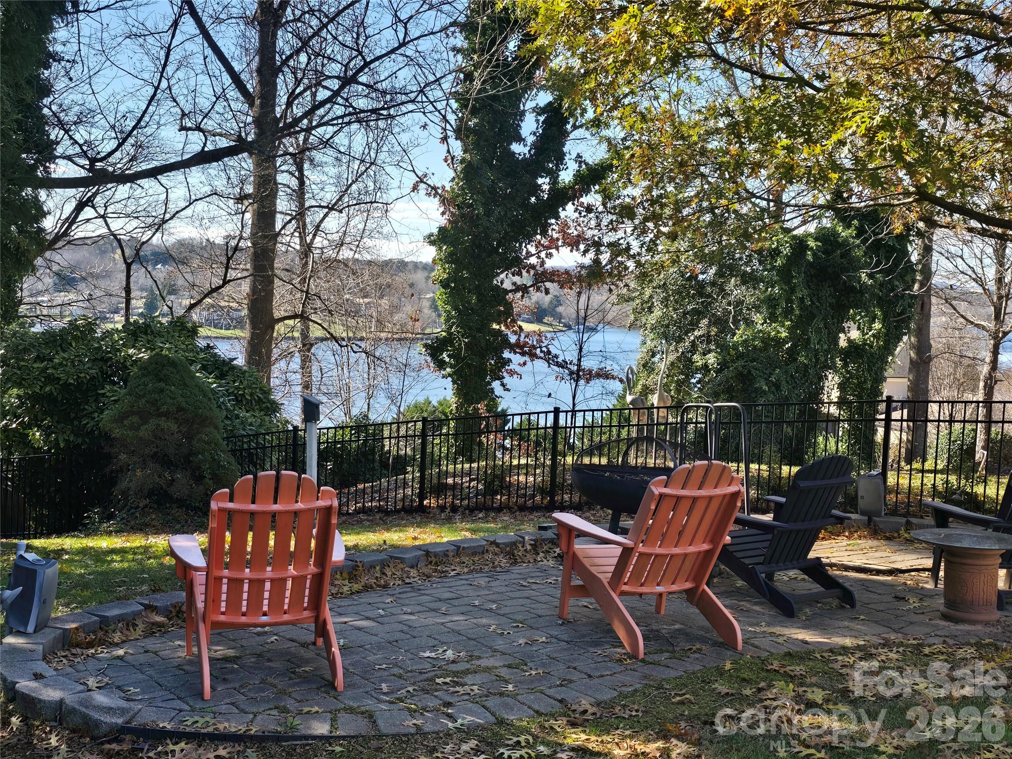 main property photo 39