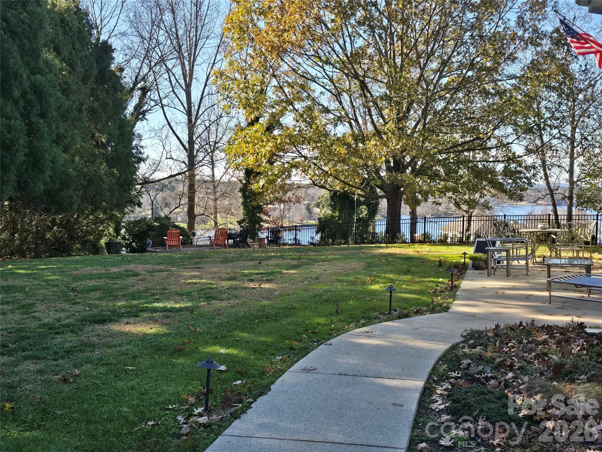 main property photo 41