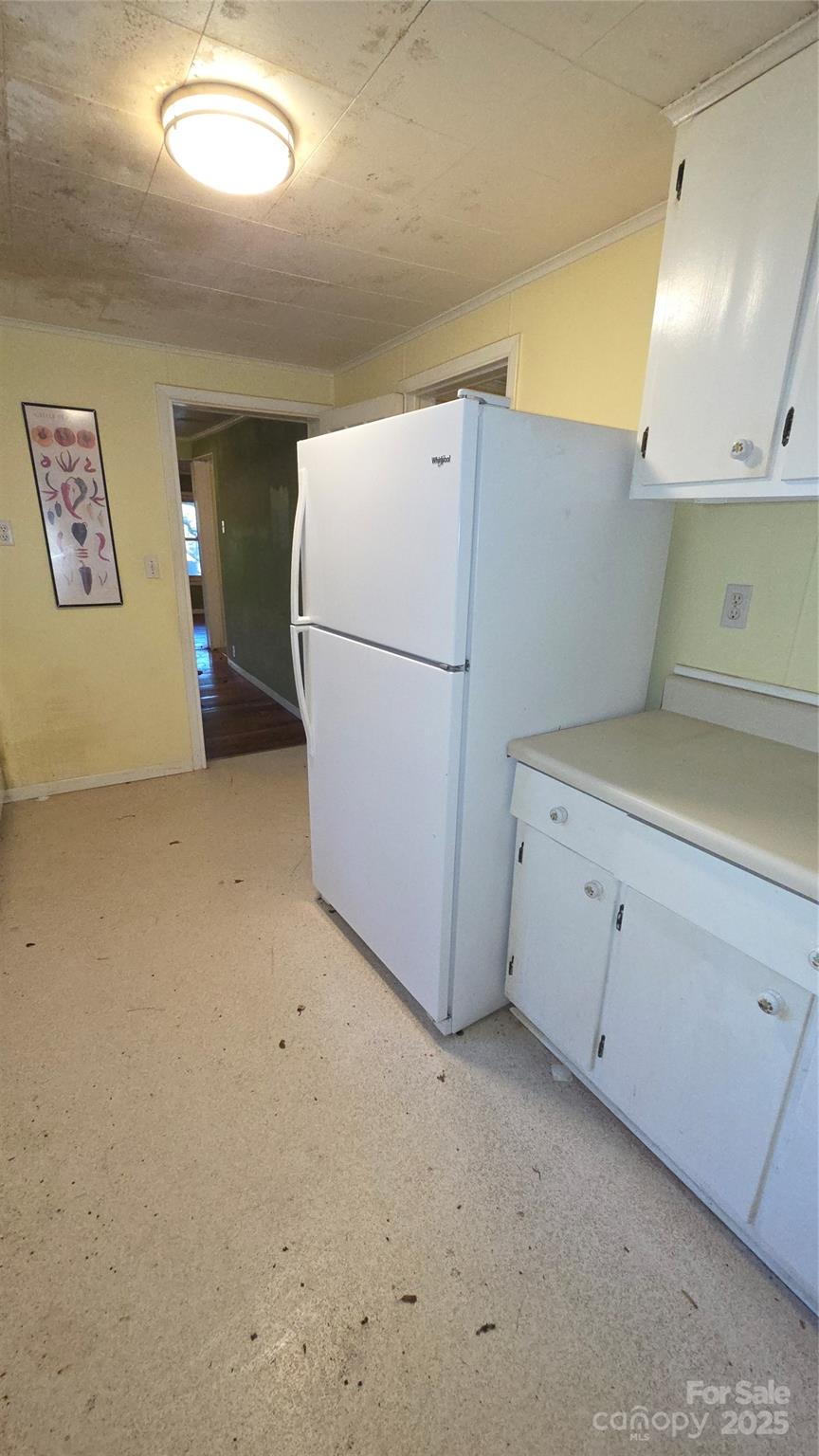 property viewer photo 4
