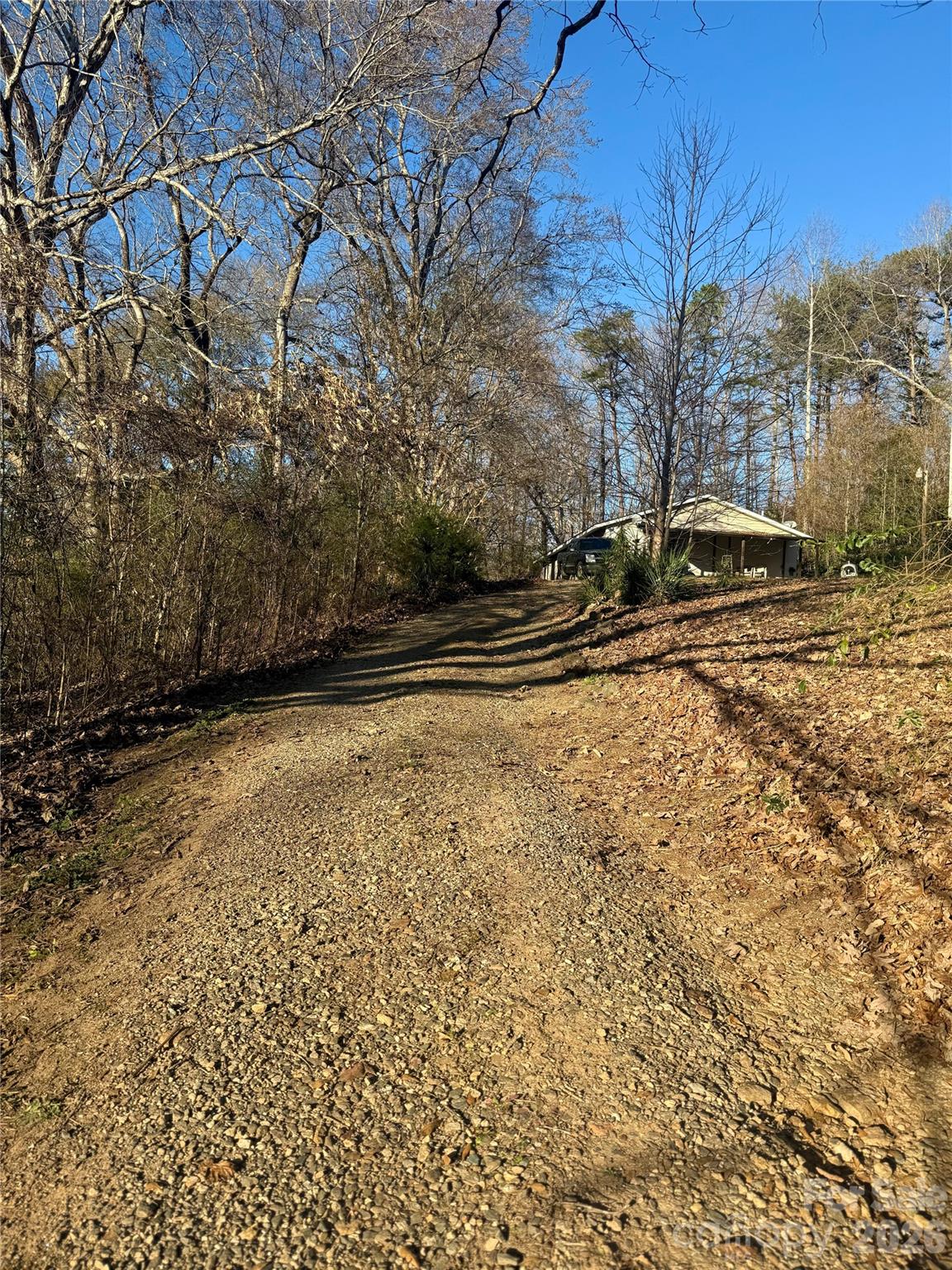 main property photo 28