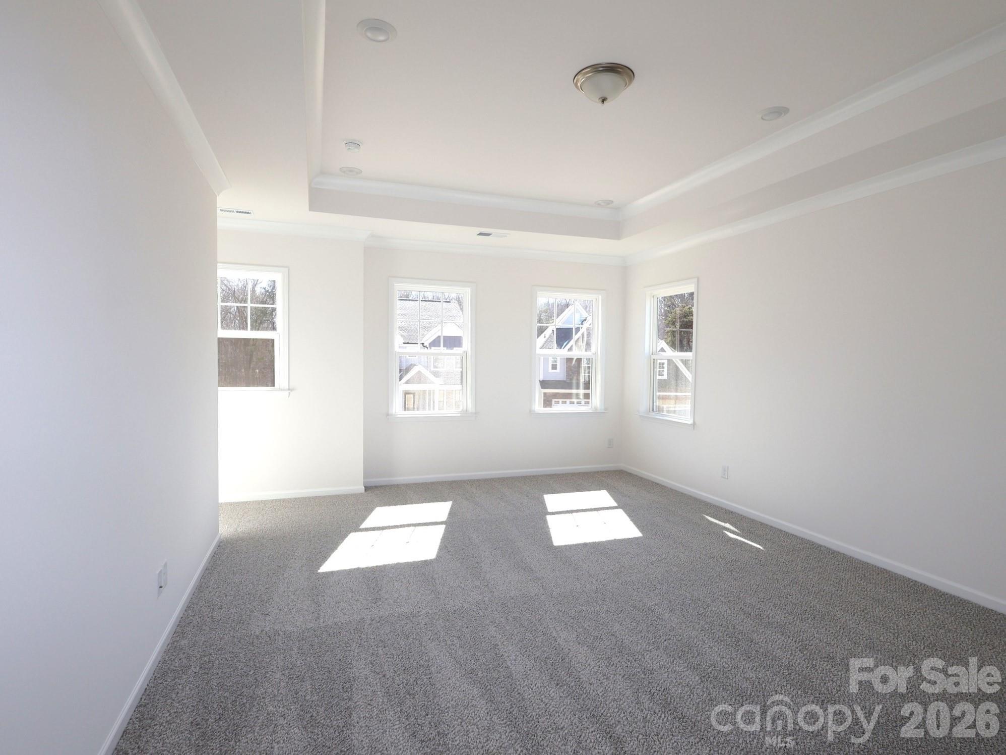 property viewer photo 12