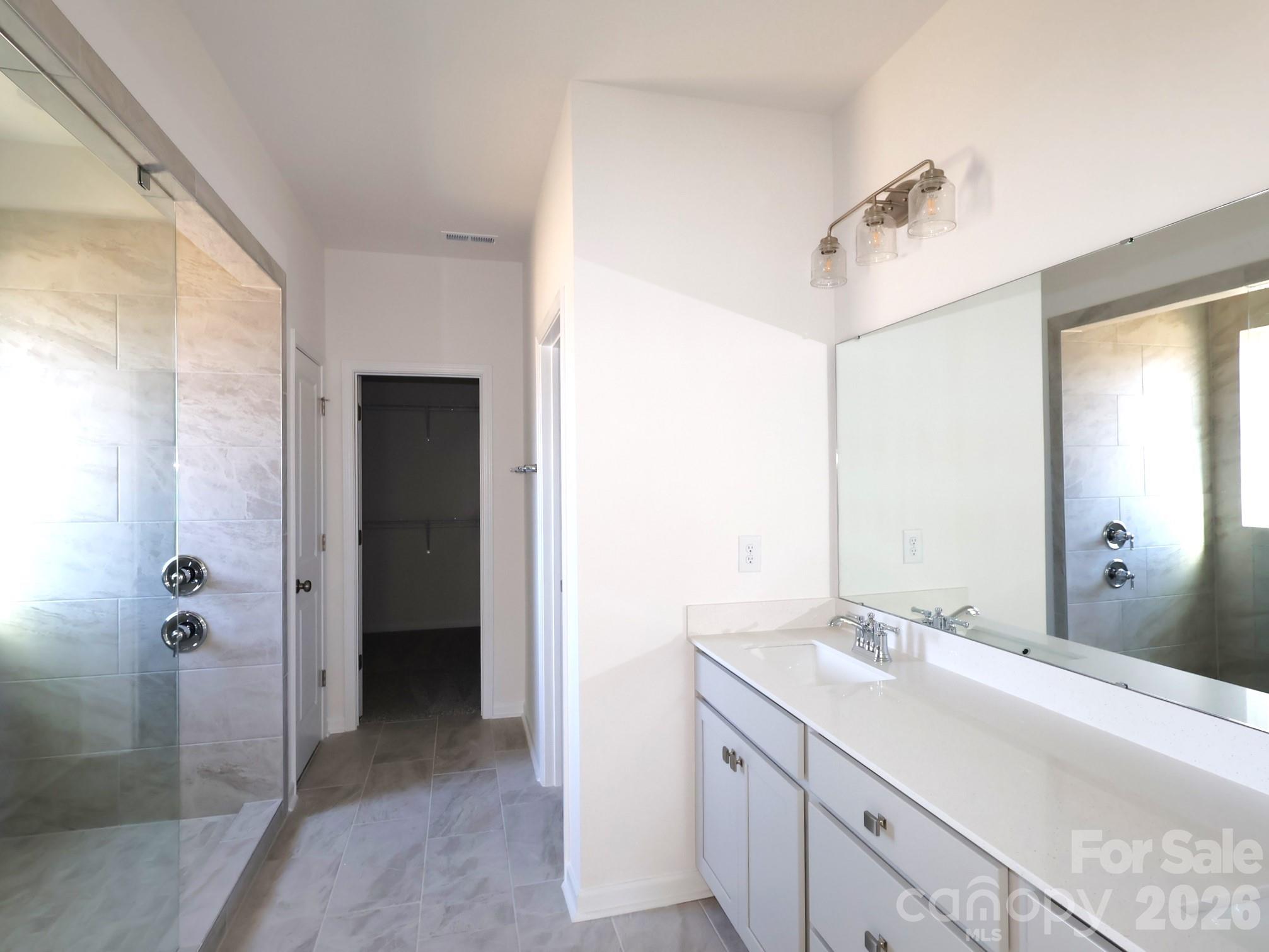 property viewer photo 13