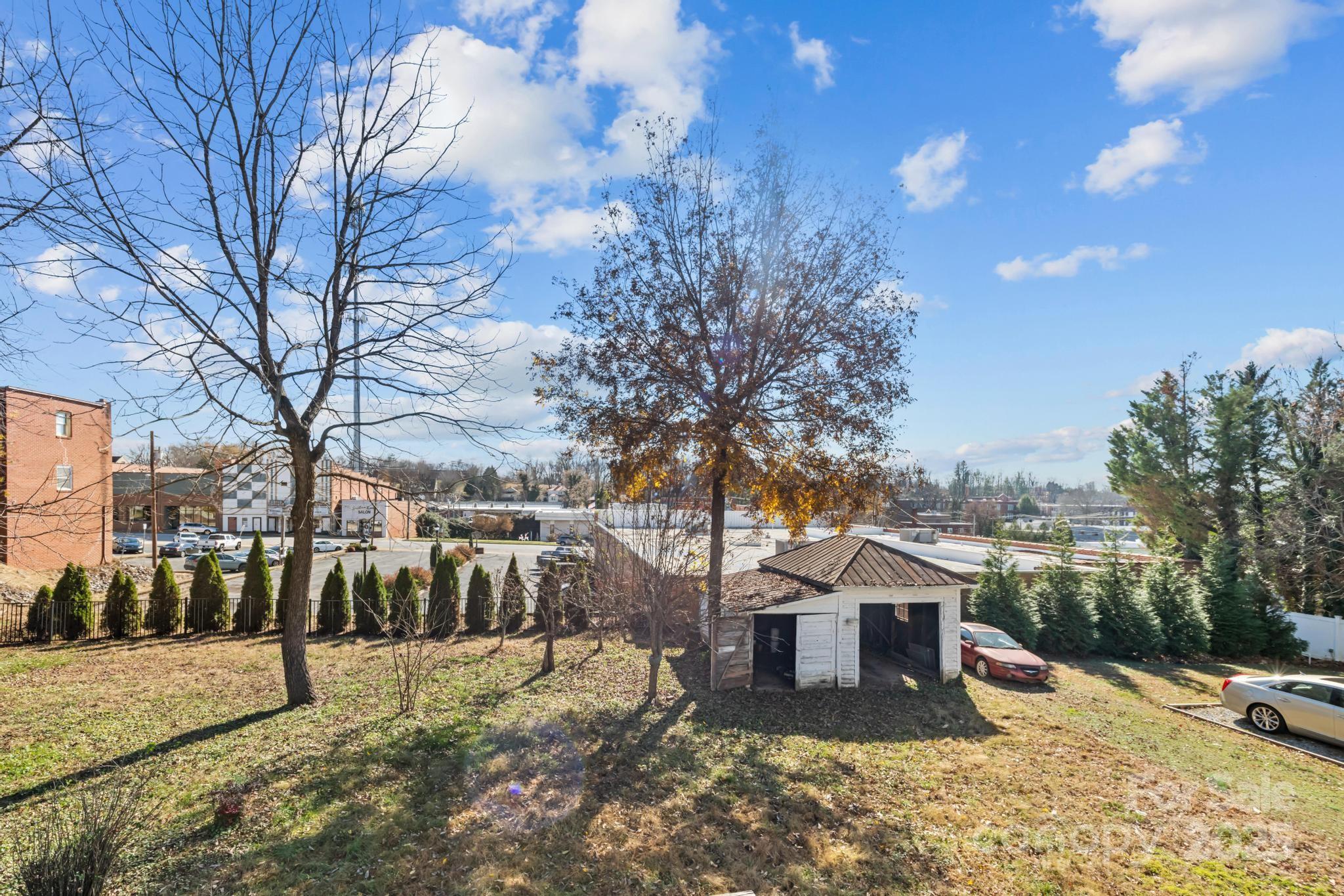 main property photo 35