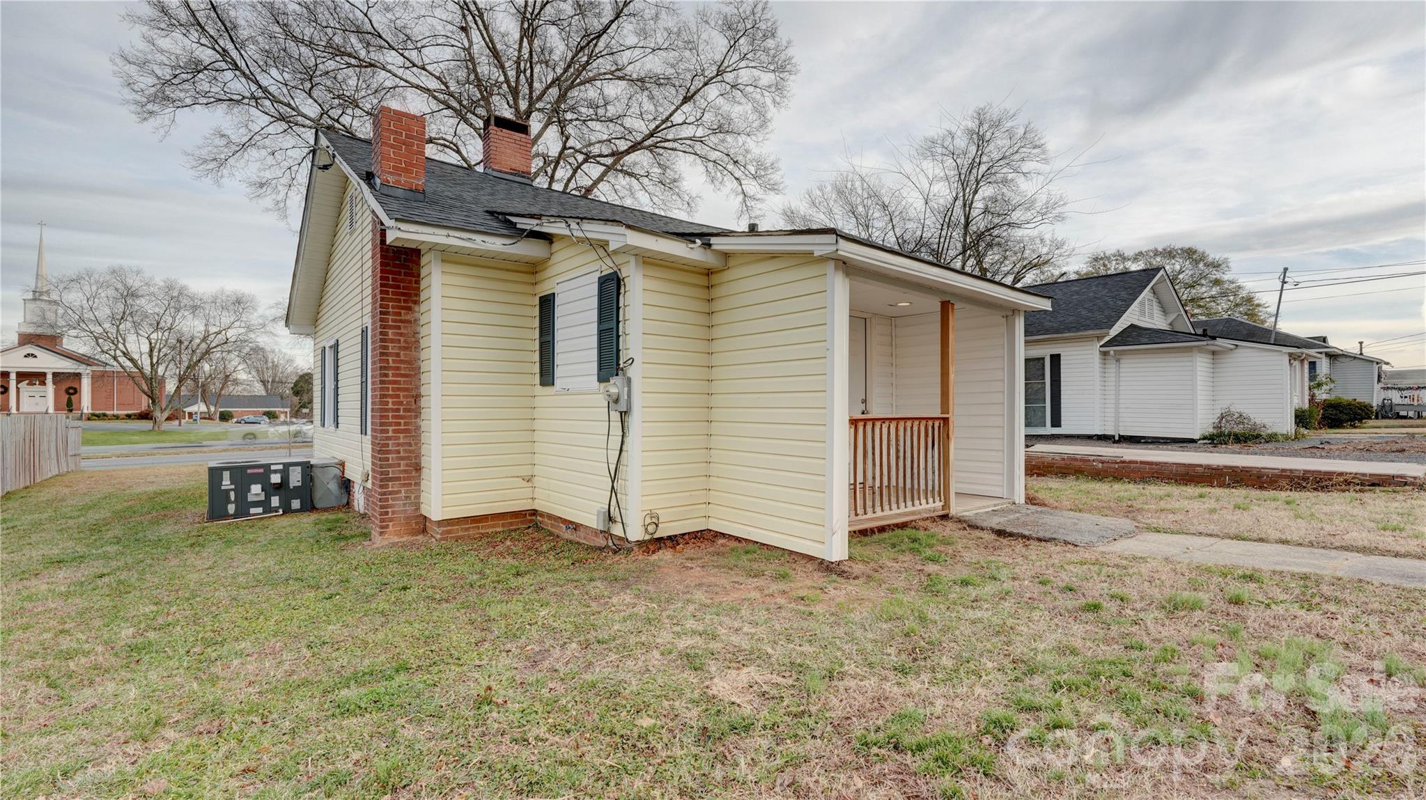 main property photo 26