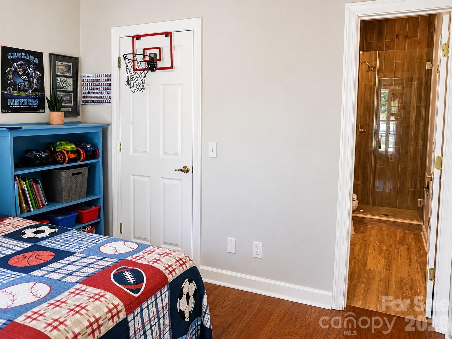 main property photo 19