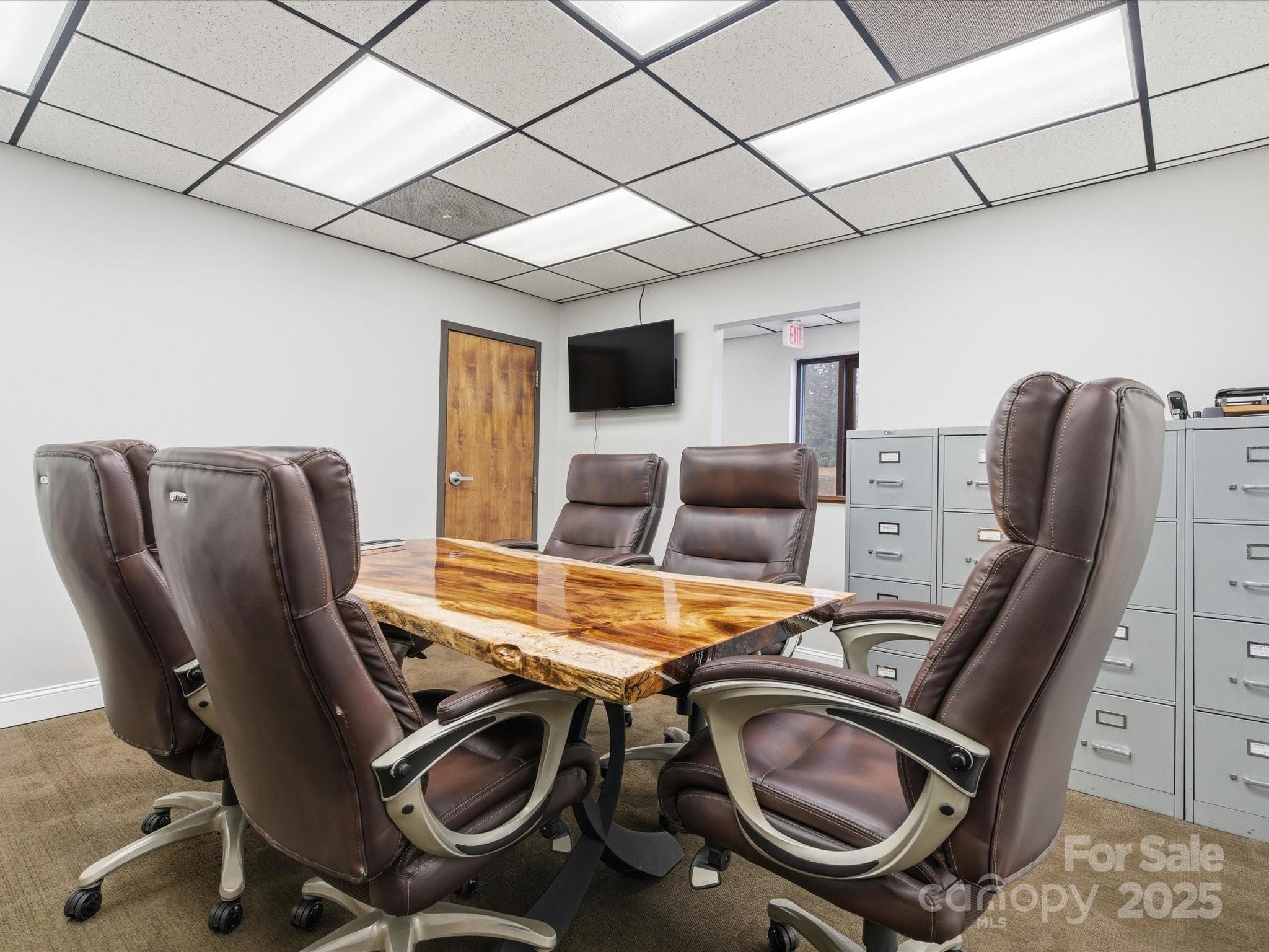 property viewer photo 15