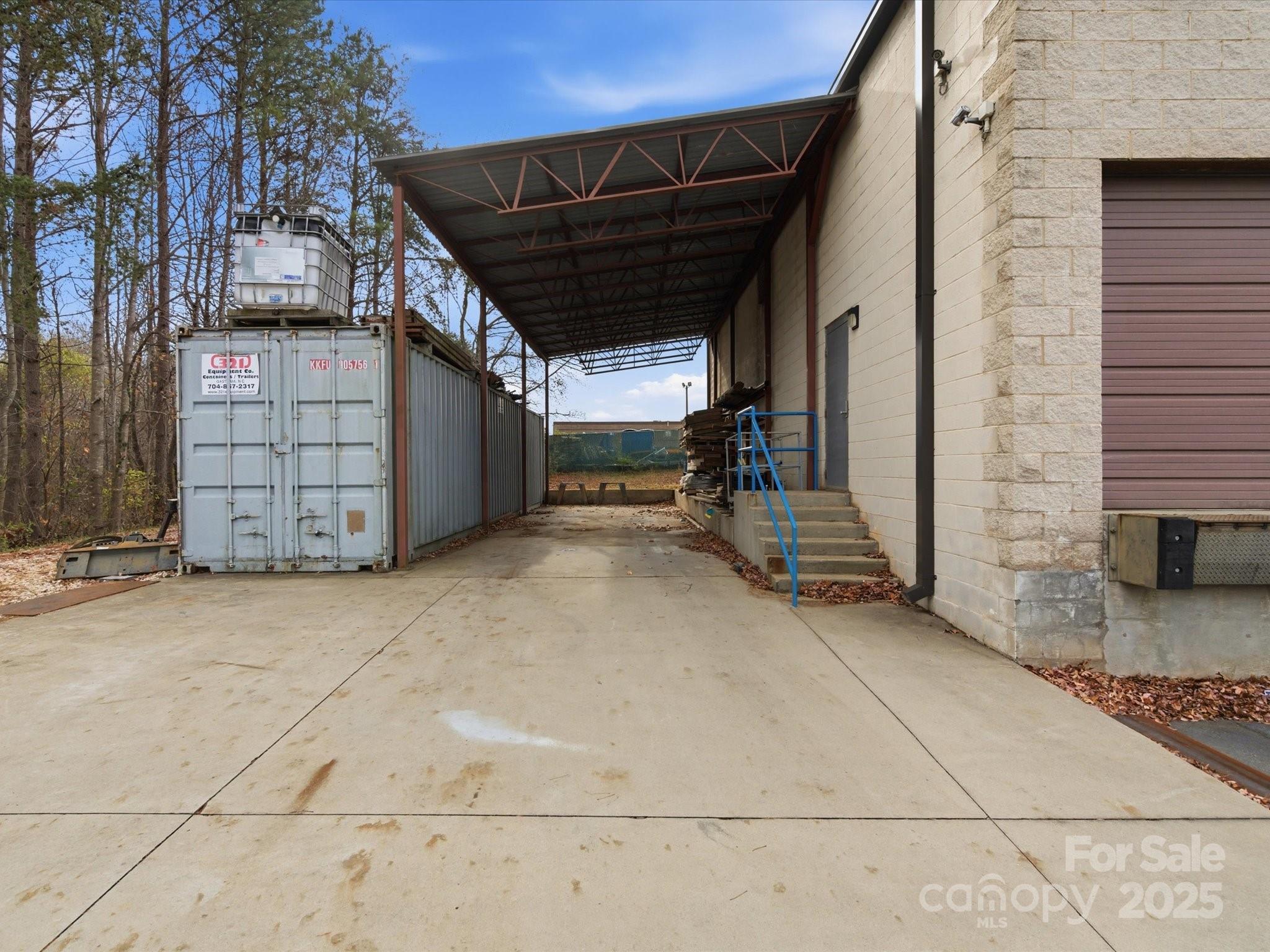 property viewer photo 31