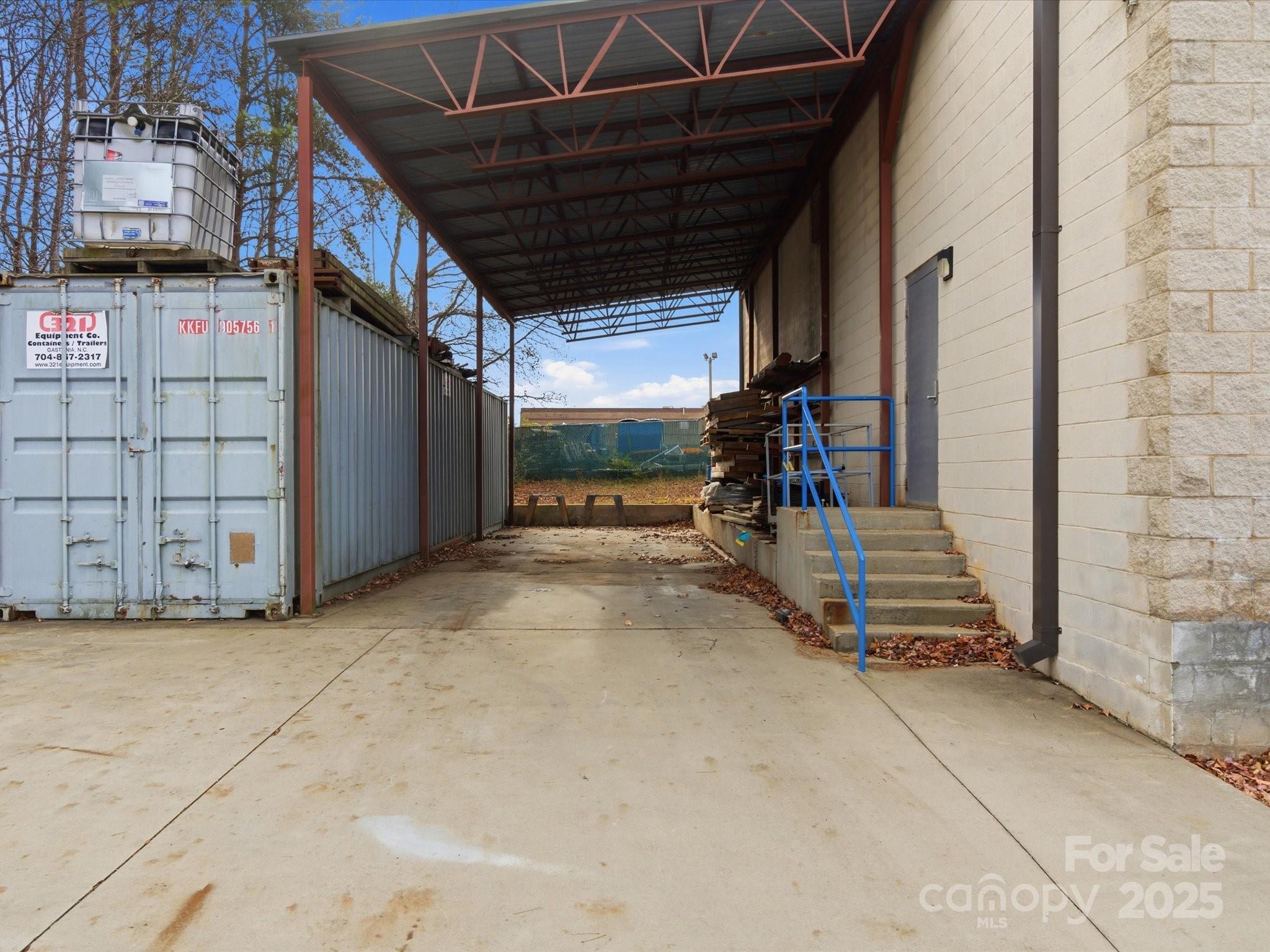 property viewer photo 32