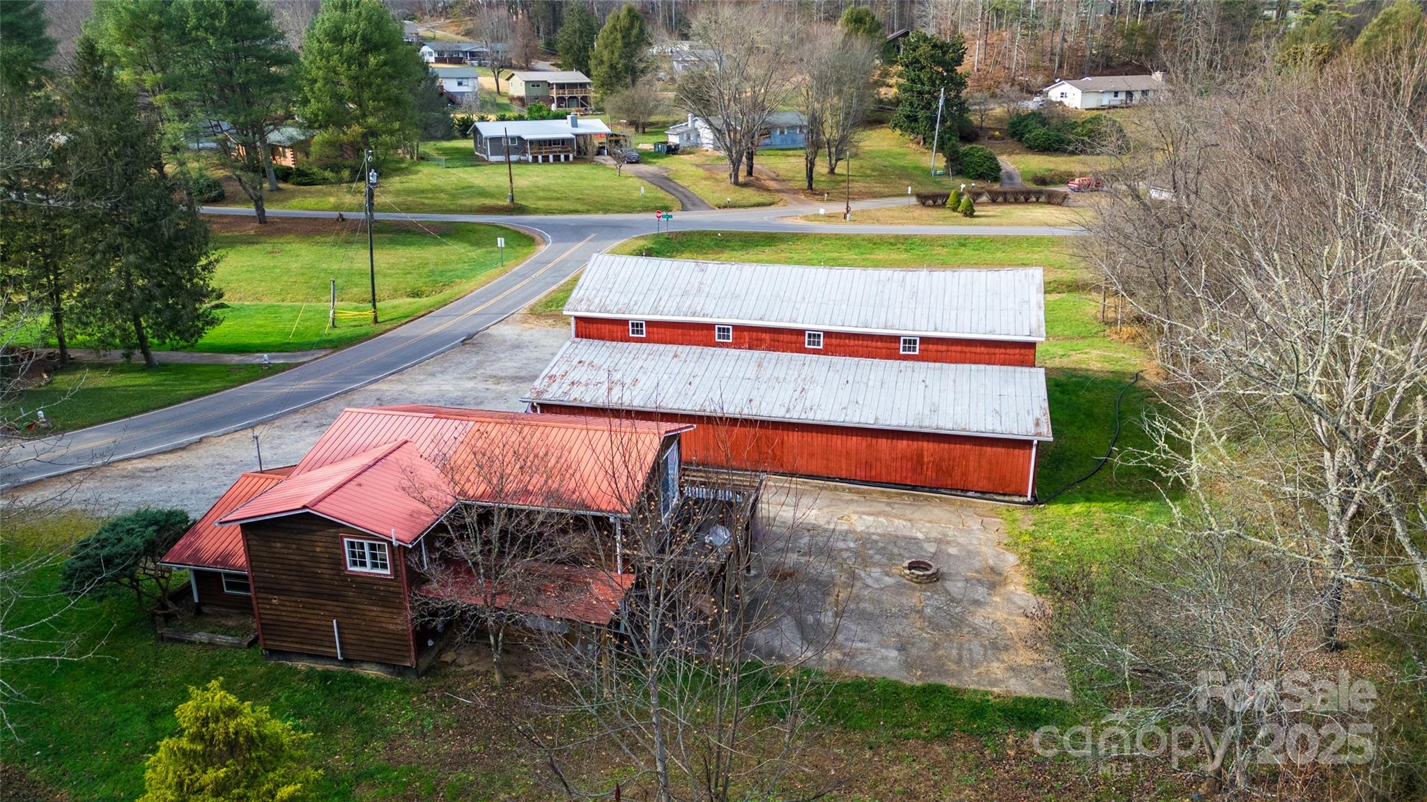 main property photo 6