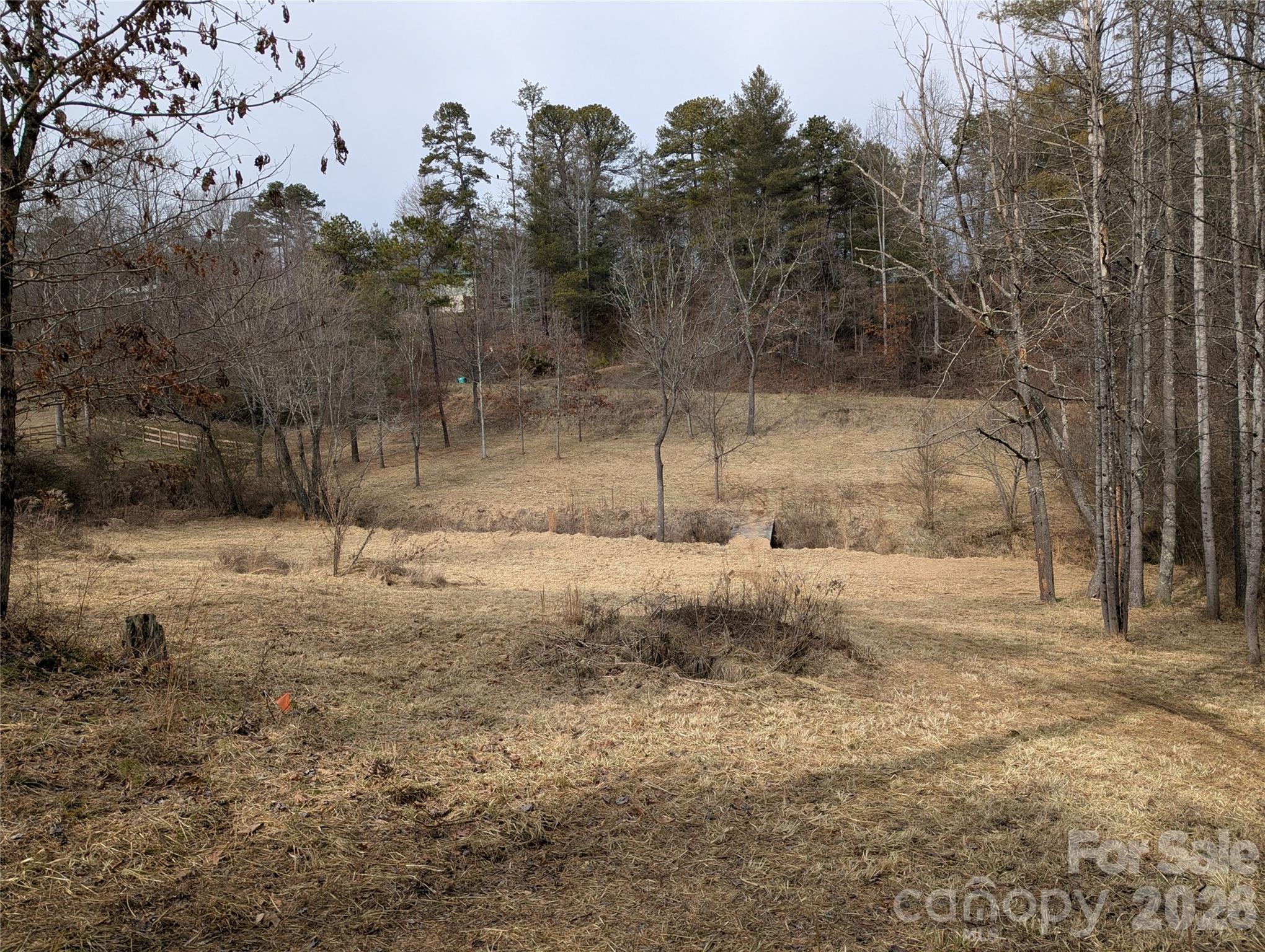 main property photo 8