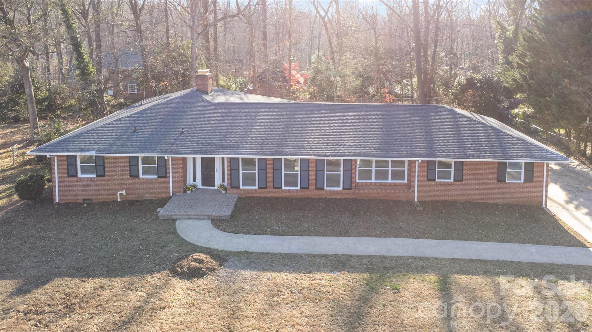 main property photo 34