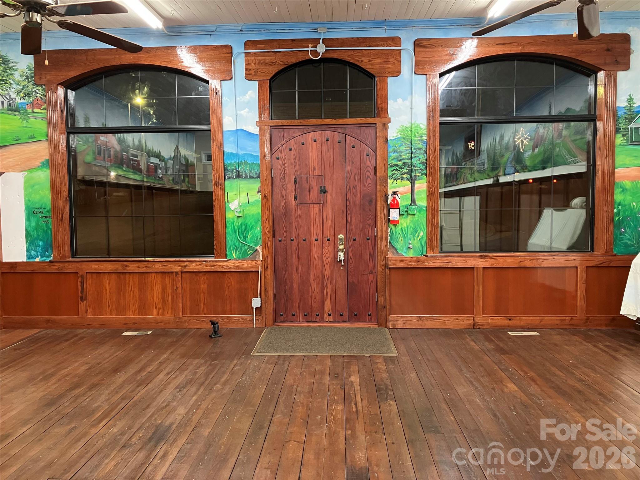 main property photo 17