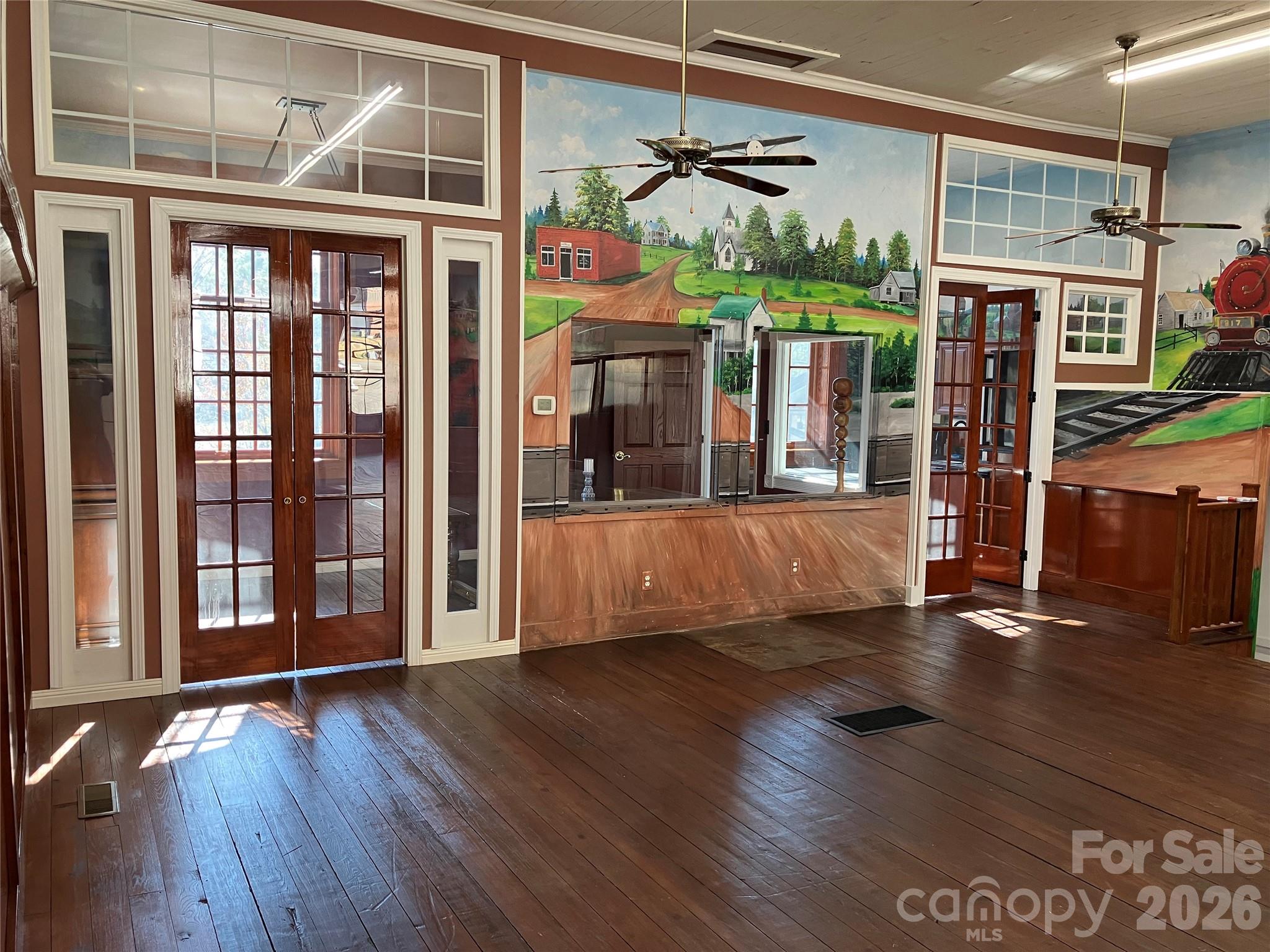 main property photo 18