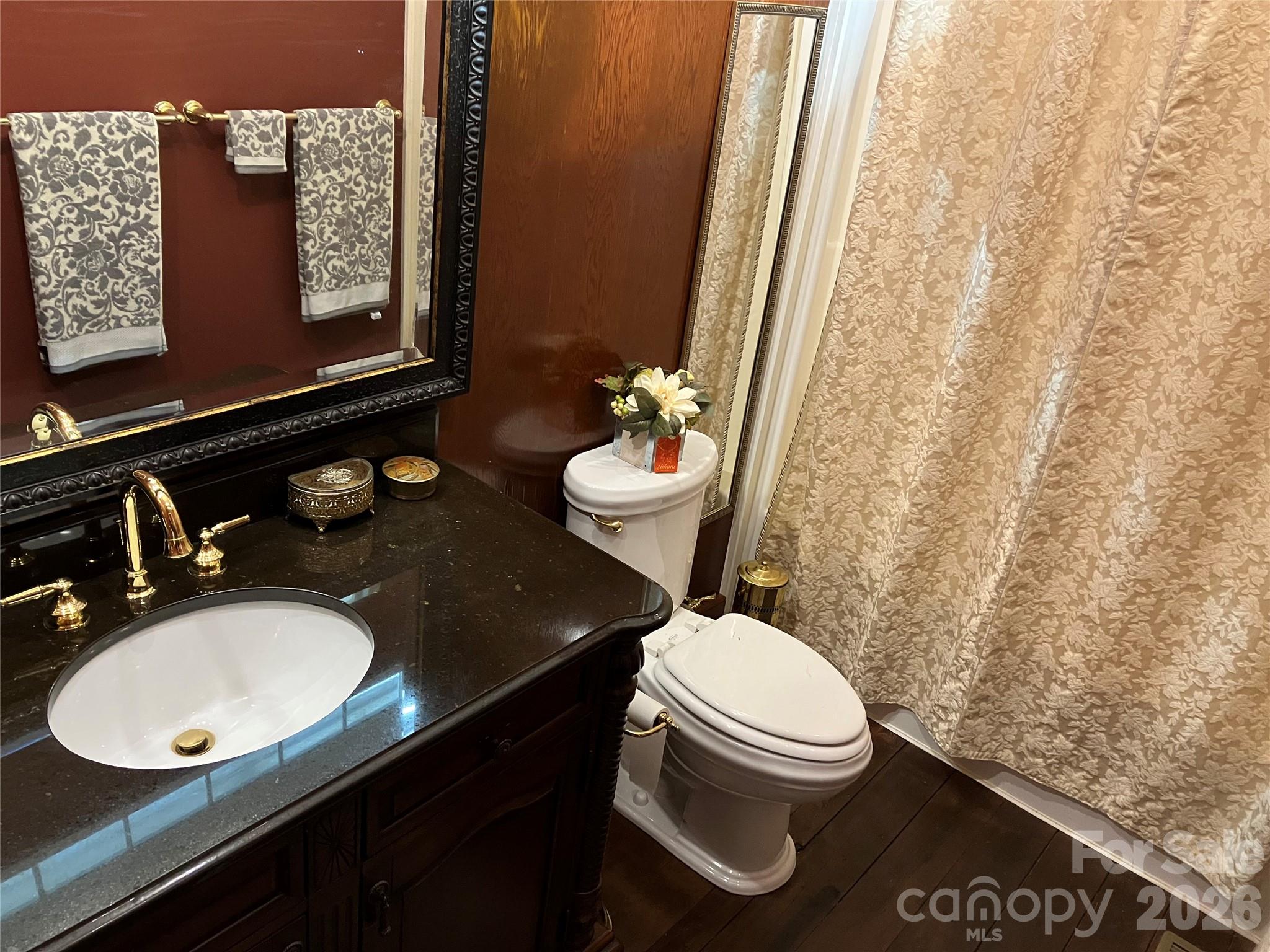 main property photo 21