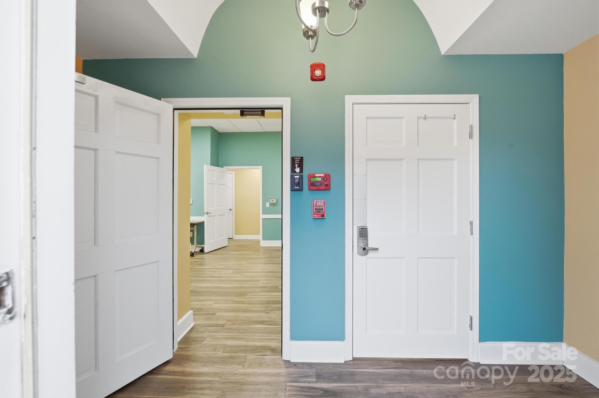 main property photo 20