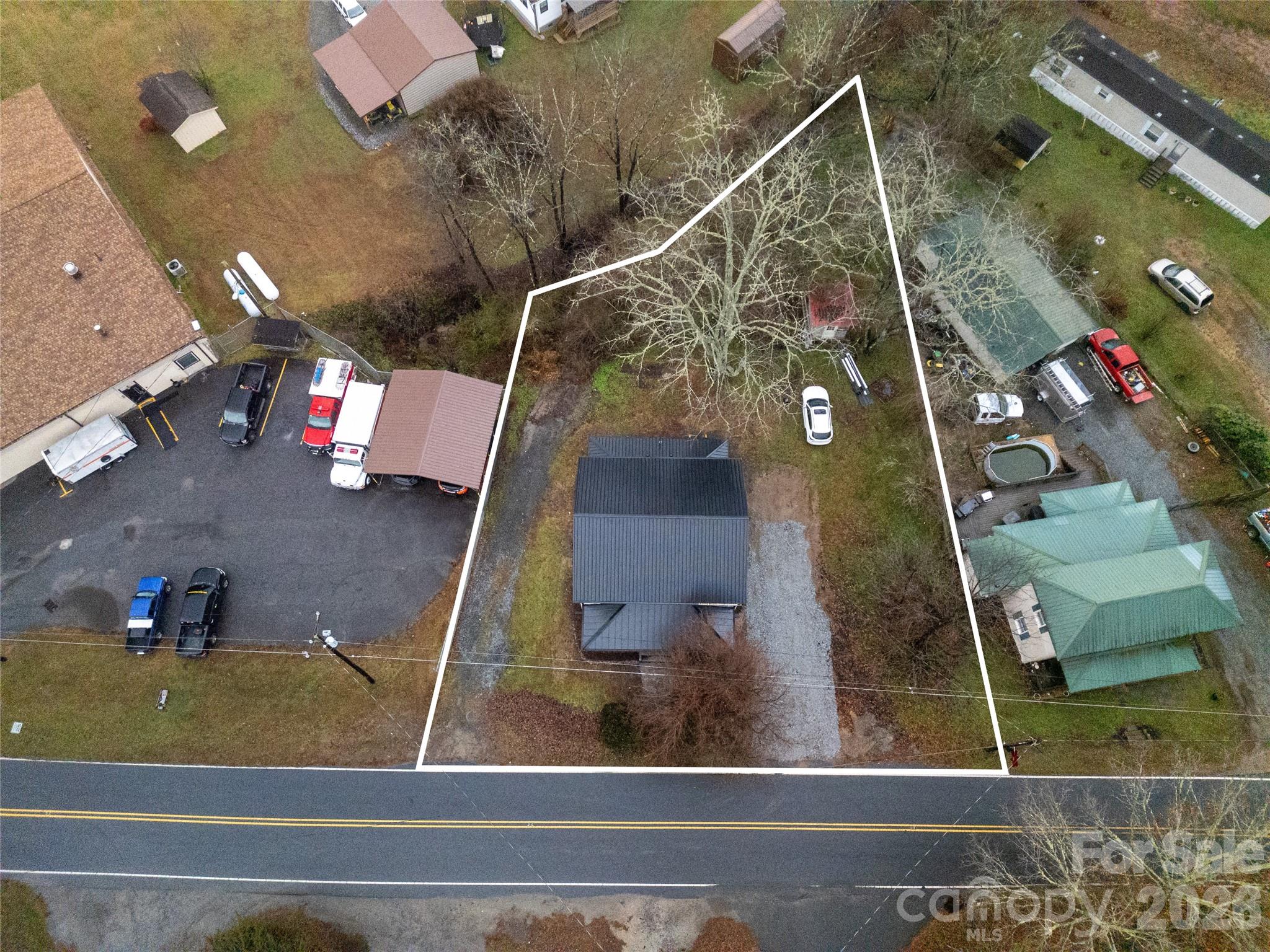 main property photo 5