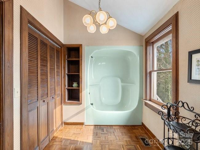 property viewer photo 19