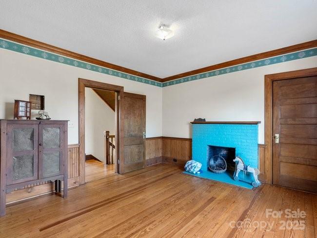 property viewer photo 23