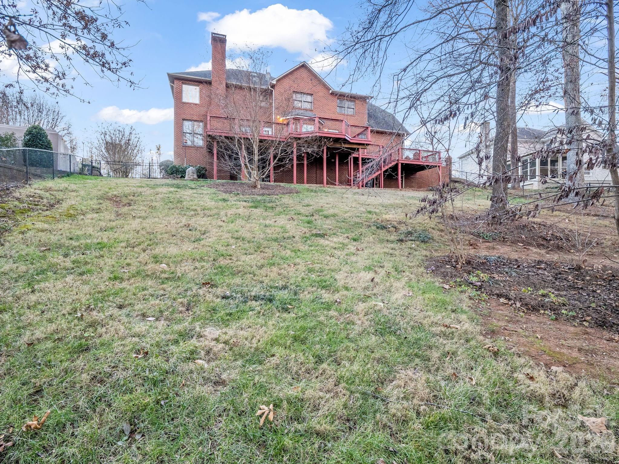 main property photo 38