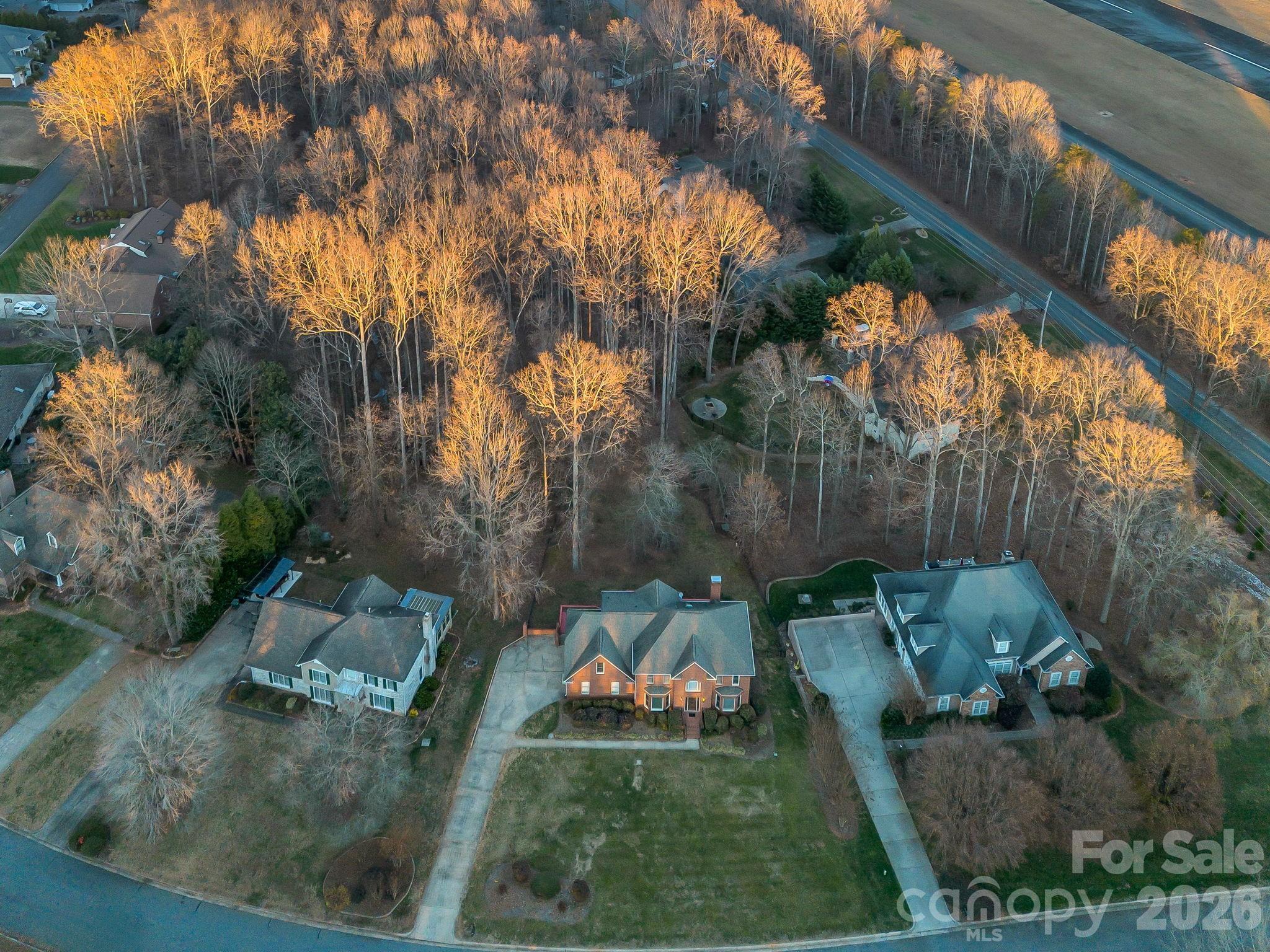 main property photo 45