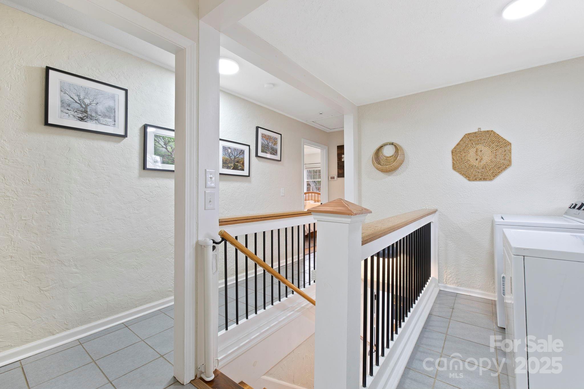 property viewer photo 16
