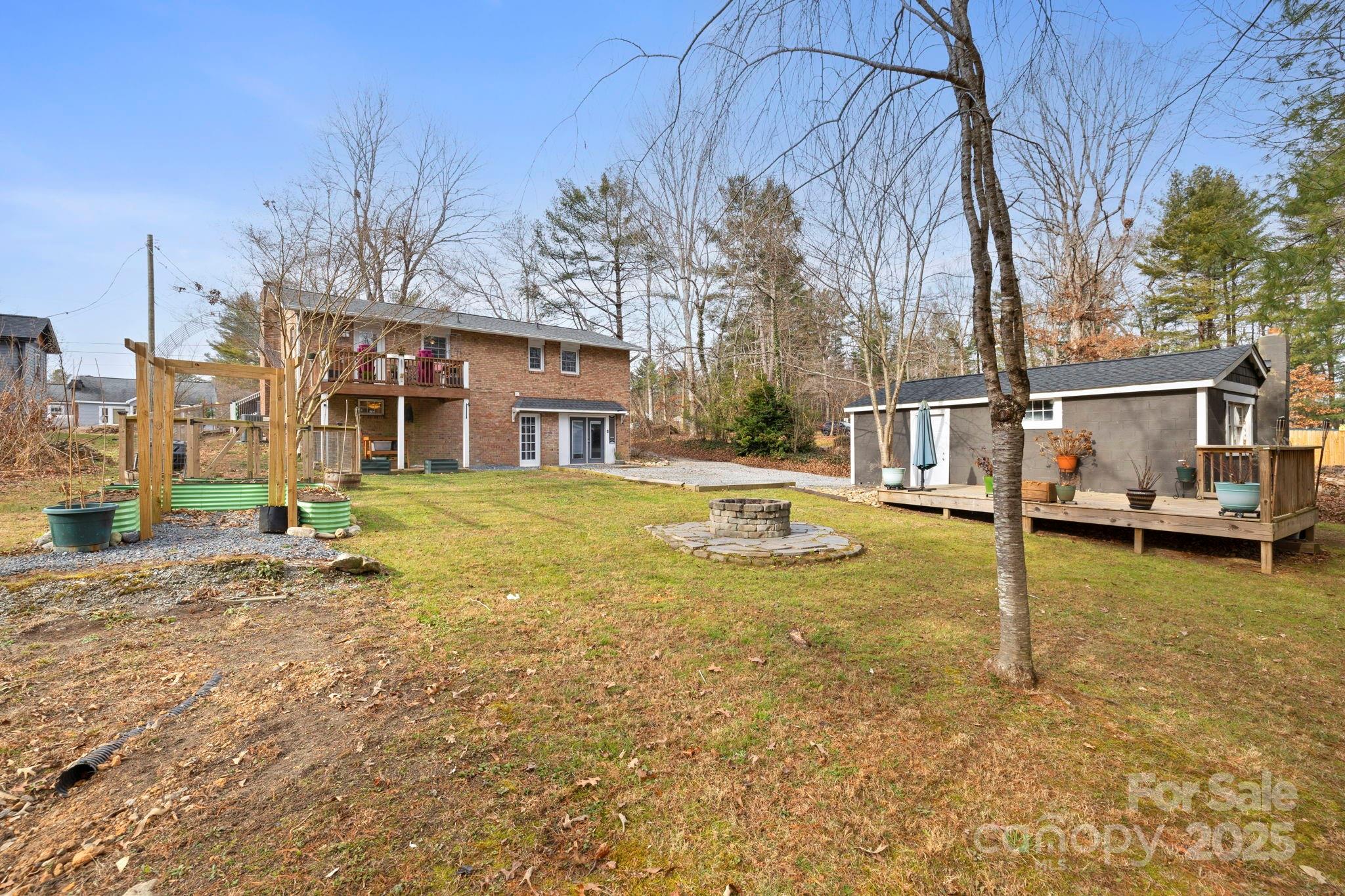 property viewer photo 26