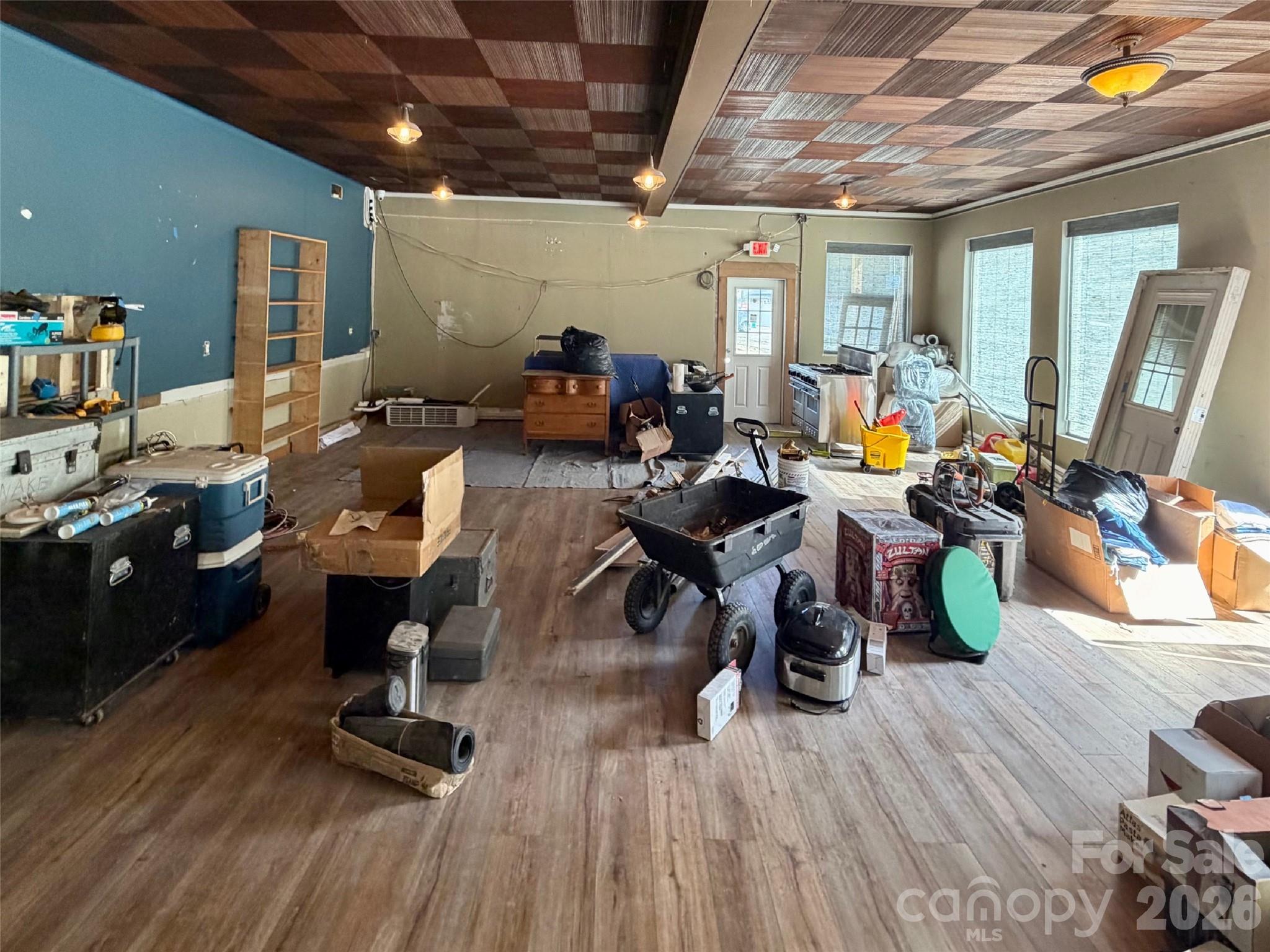 main property photo 38