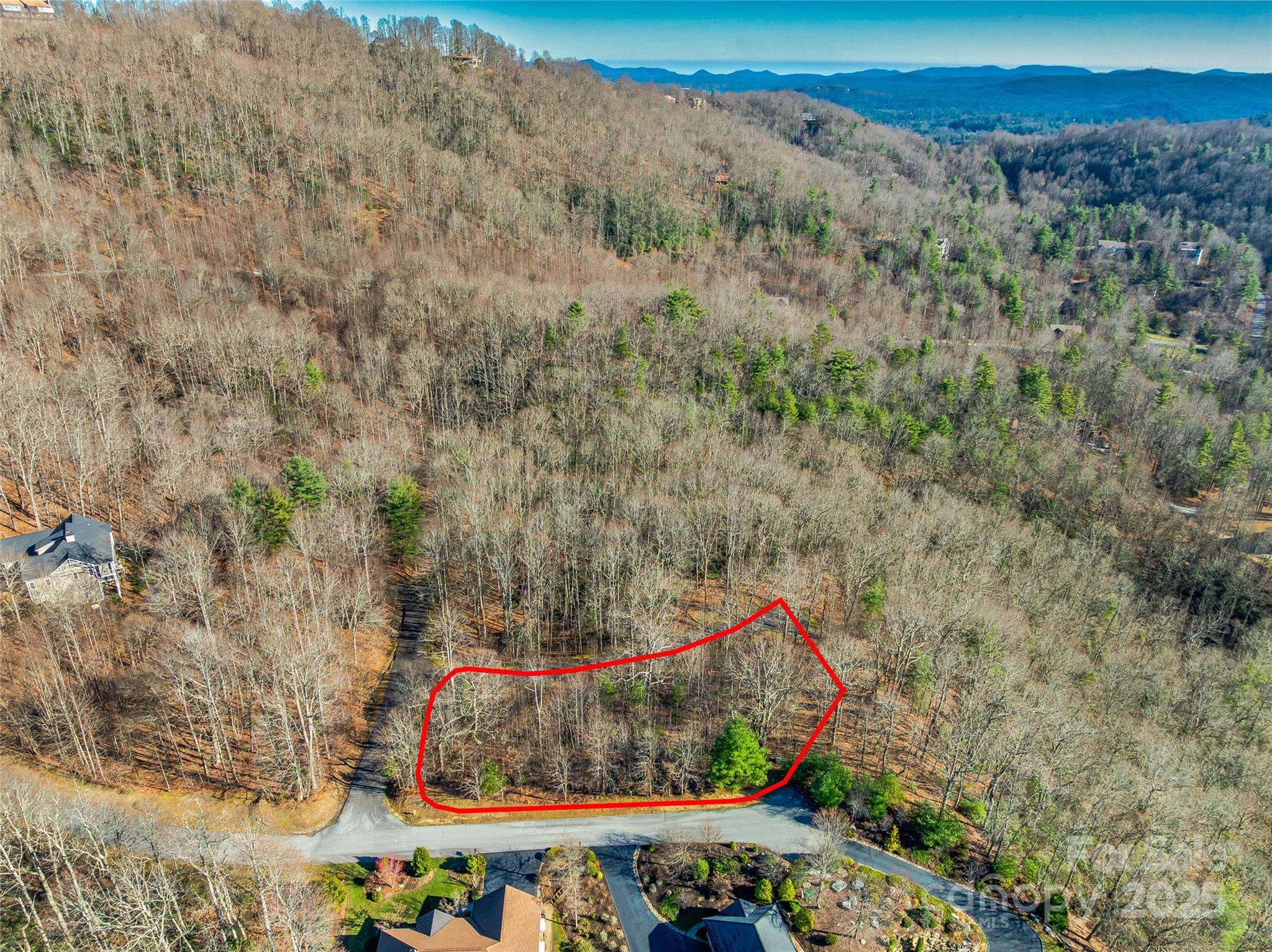 main property photo 4