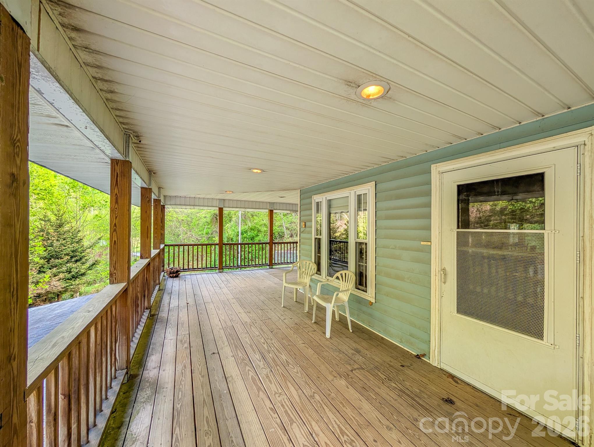 main property photo 8