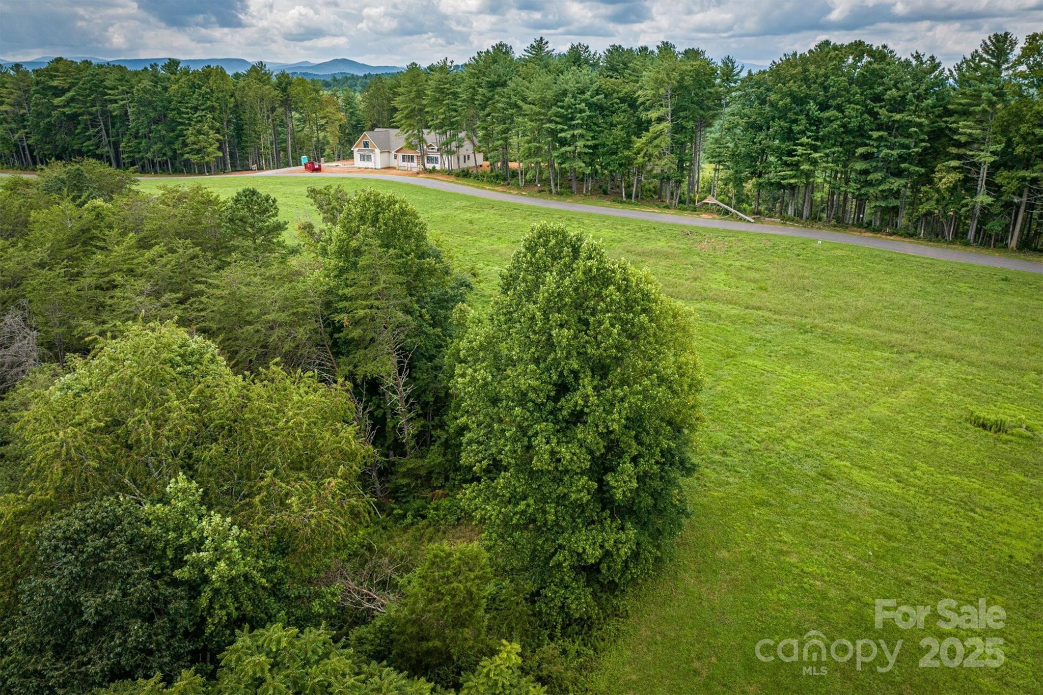 main property photo 5