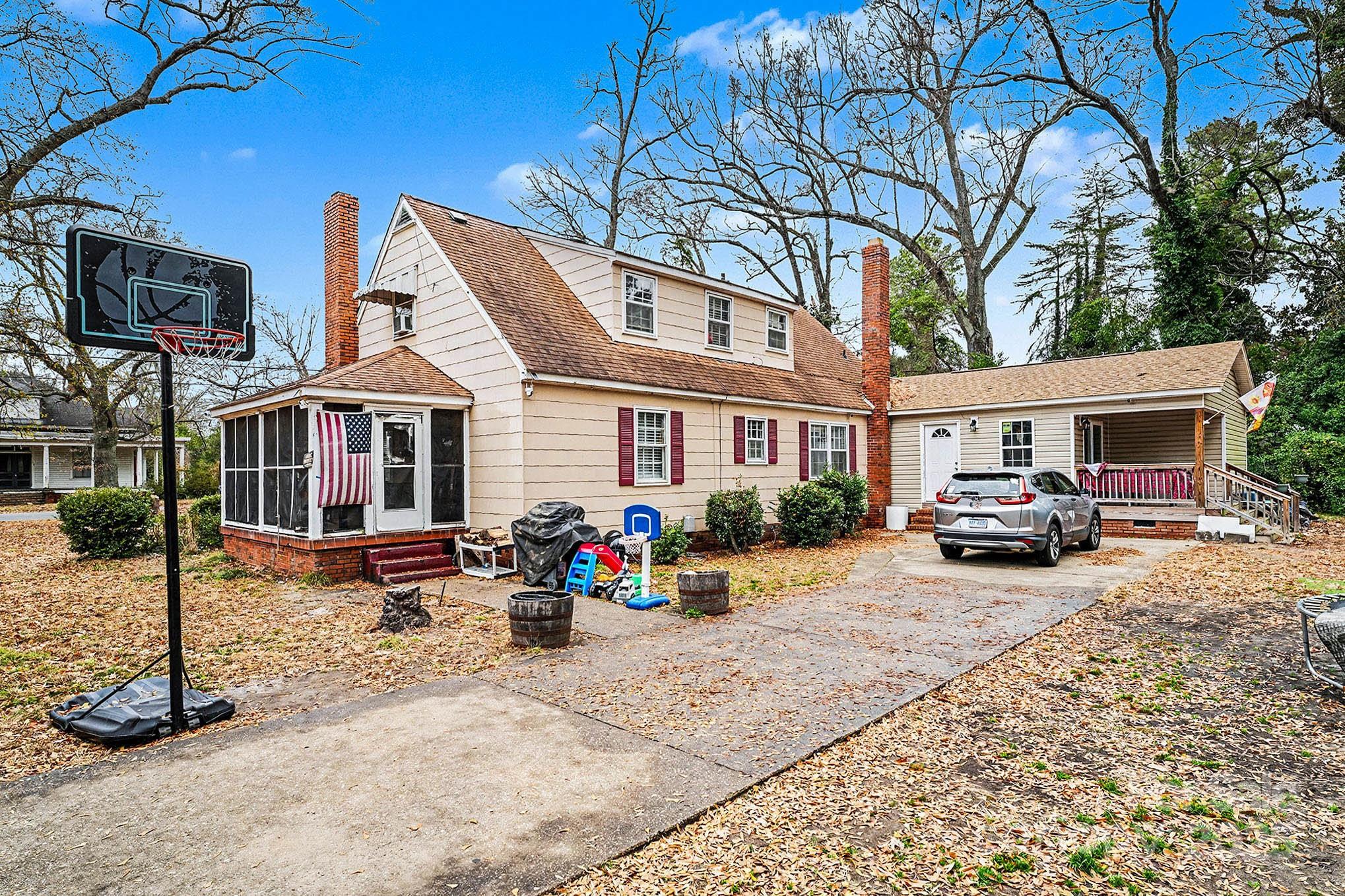 main property photo 31