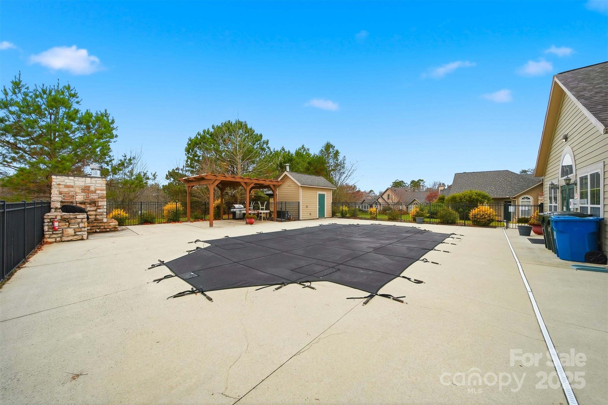 main property photo 44