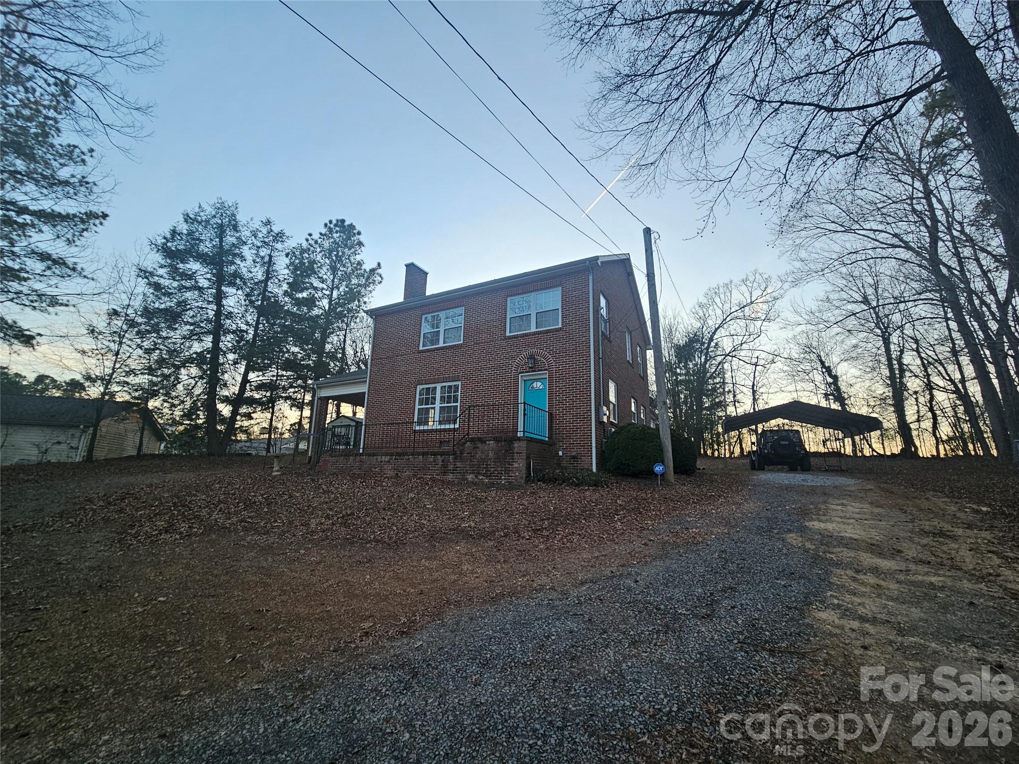 main property photo 2