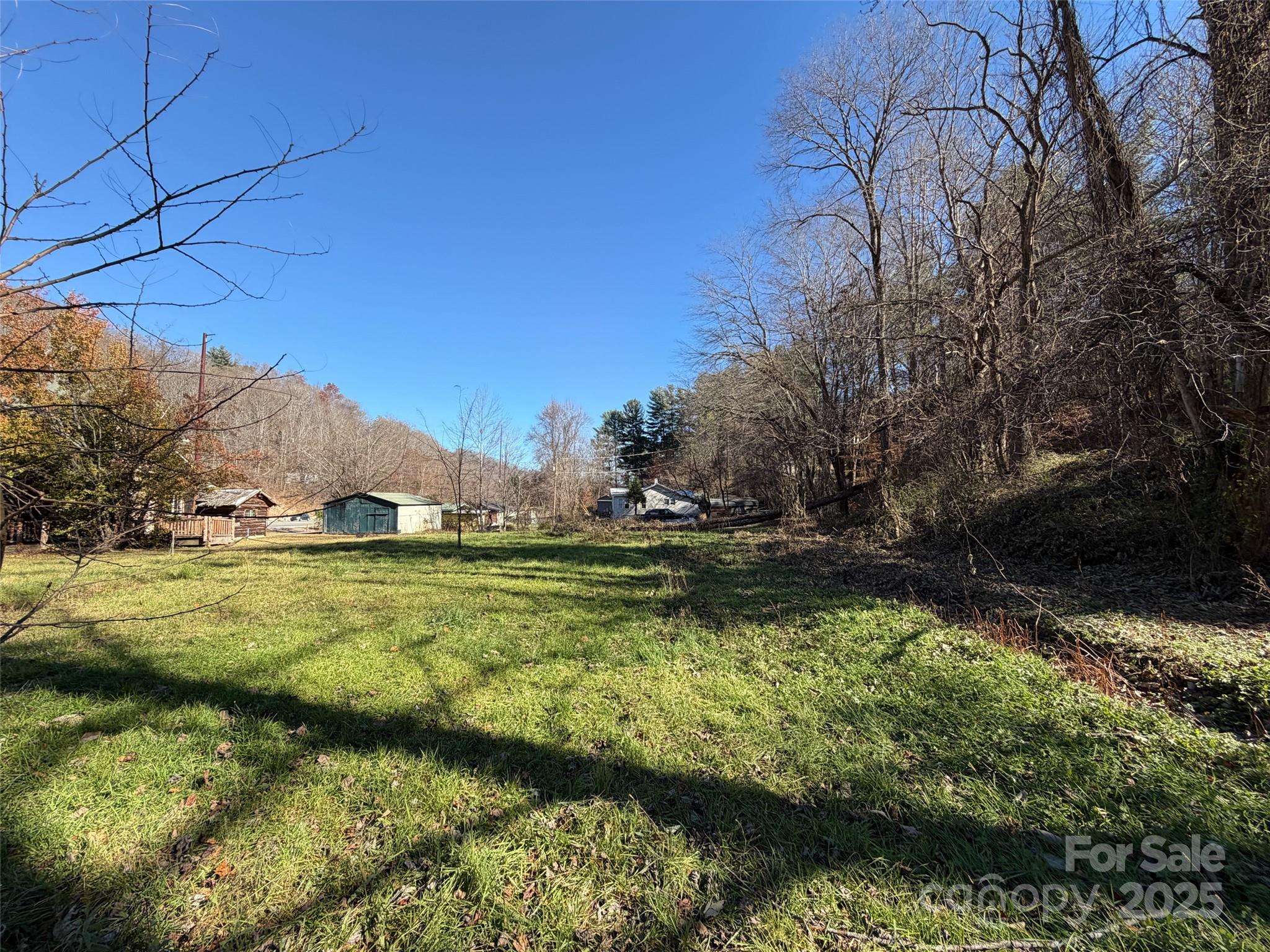 main property photo 15