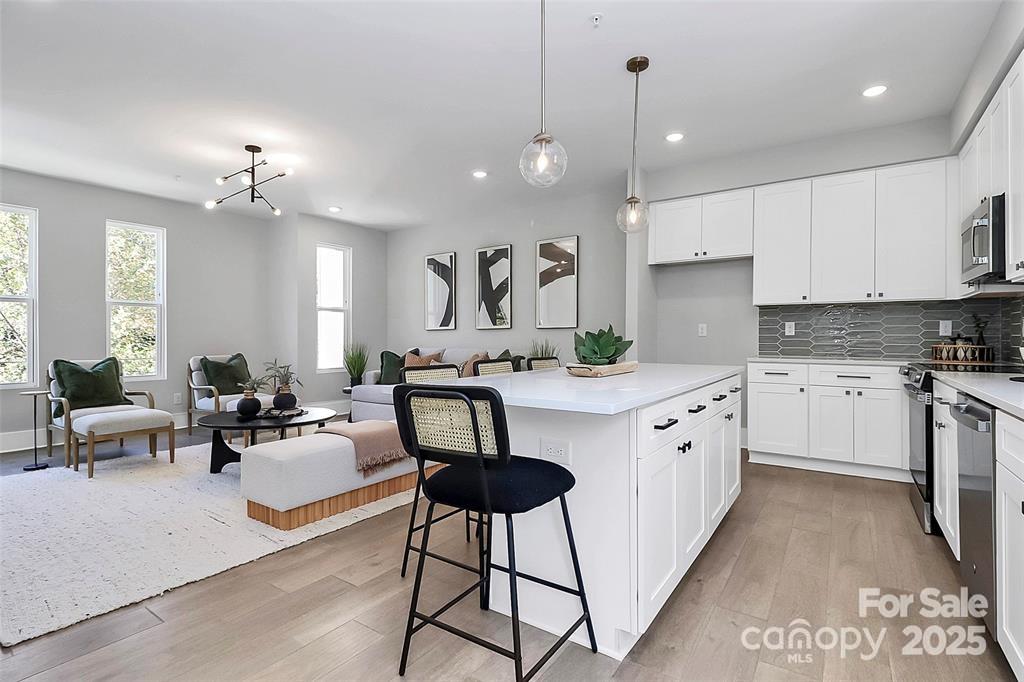 property viewer photo 10