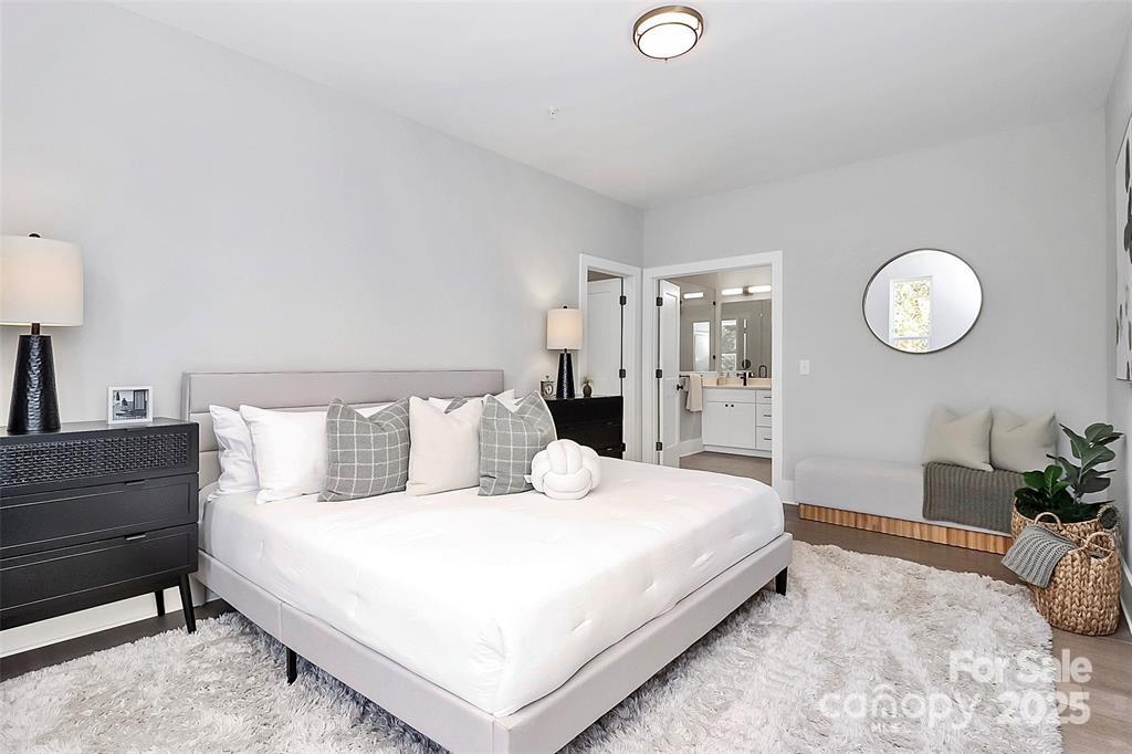 property viewer photo 15