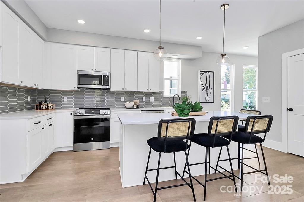 property viewer photo 7