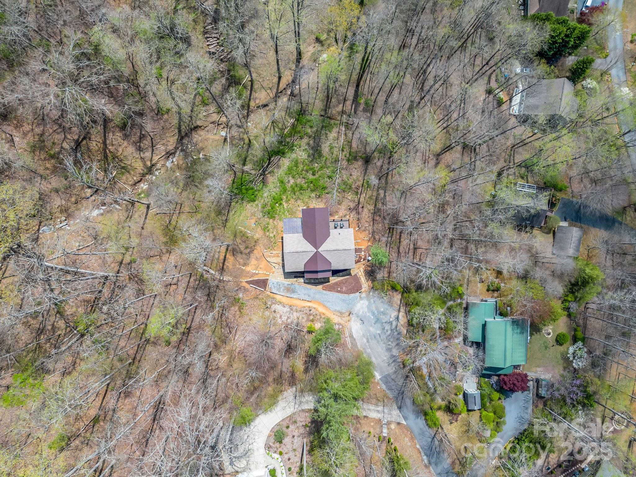 main property photo 15