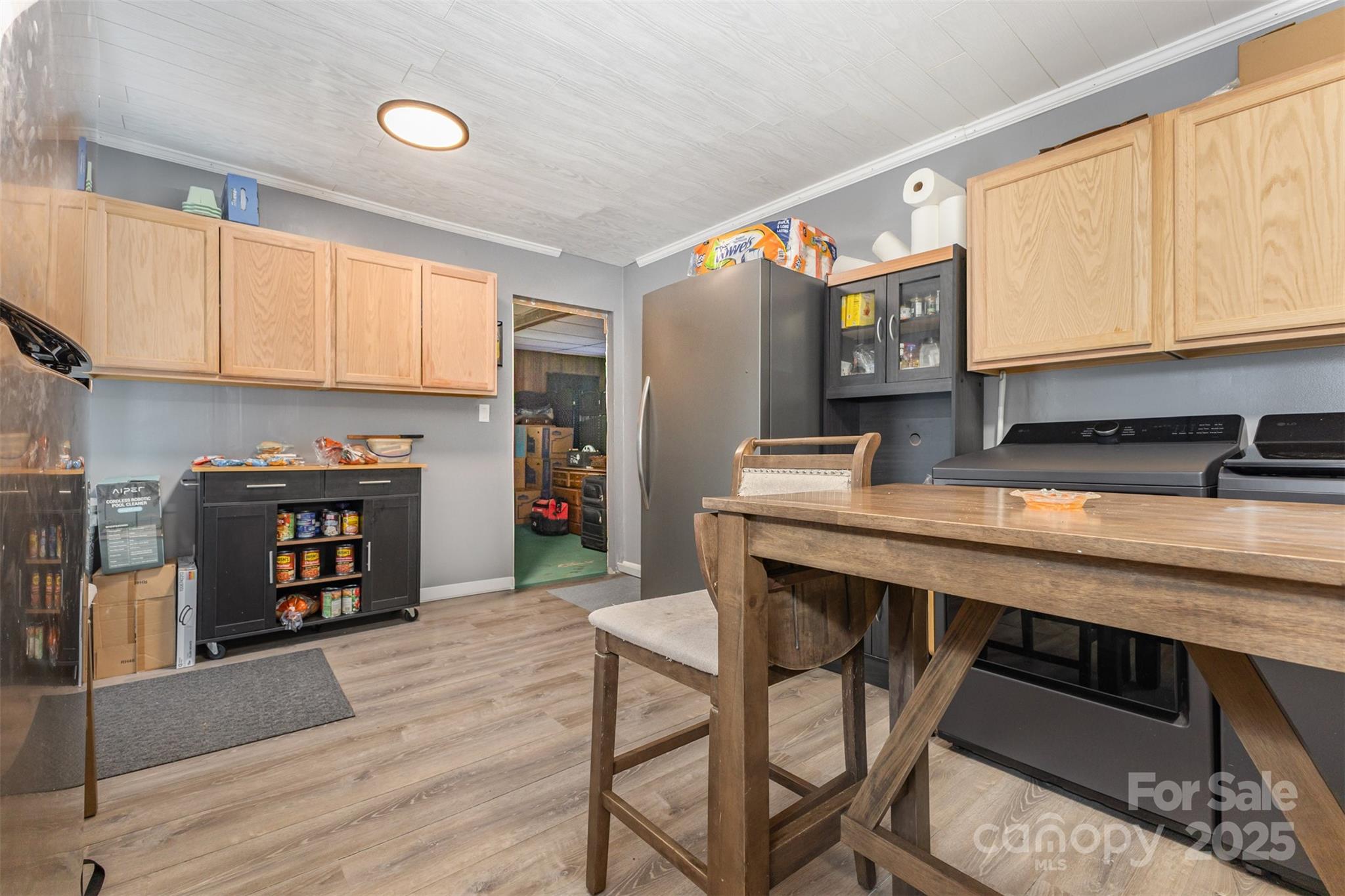 property viewer photo 8
