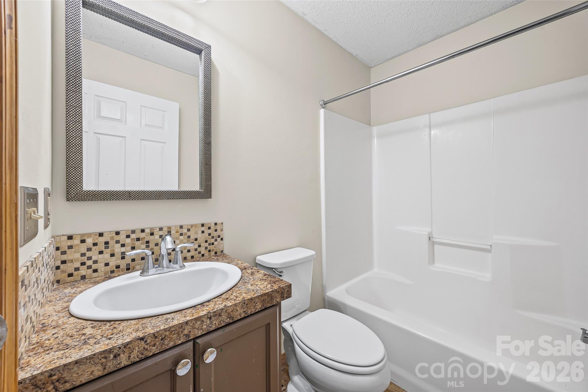 property viewer photo 20