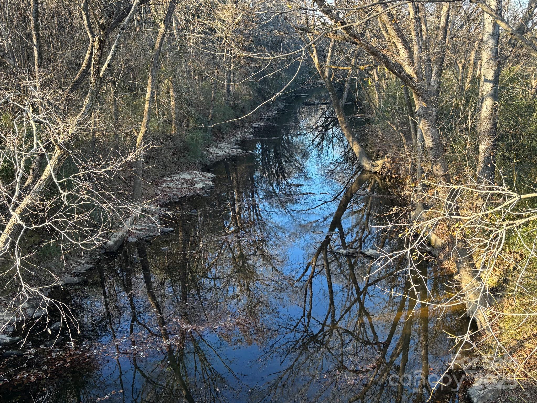 property viewer photo 20