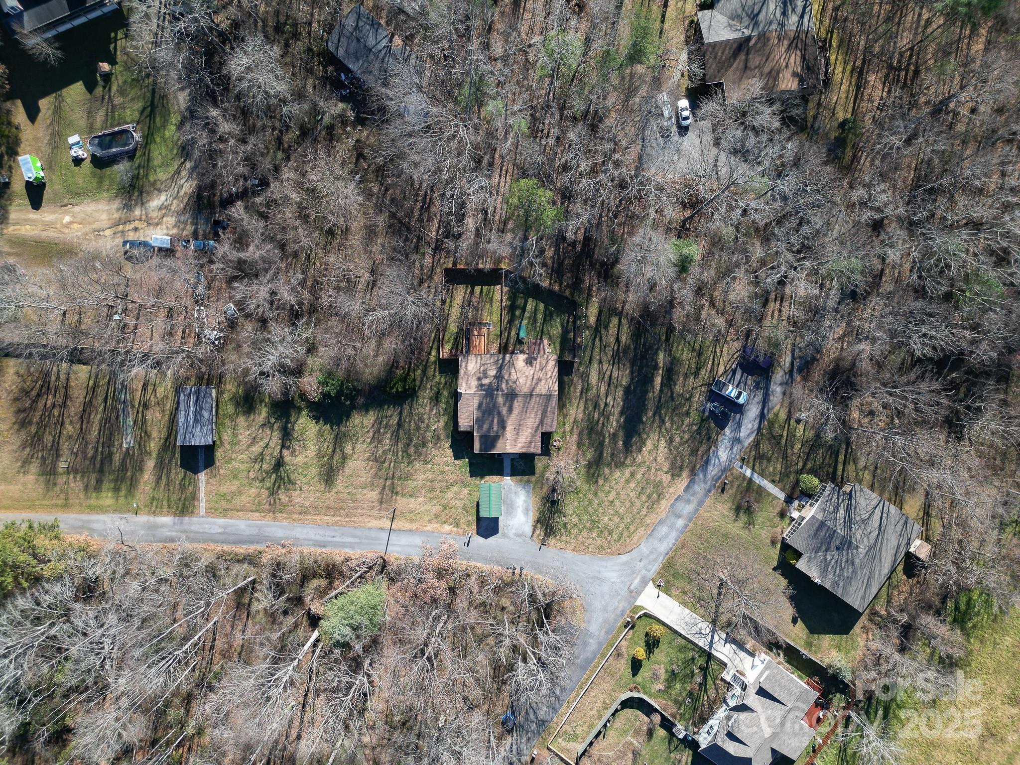 main property photo 37