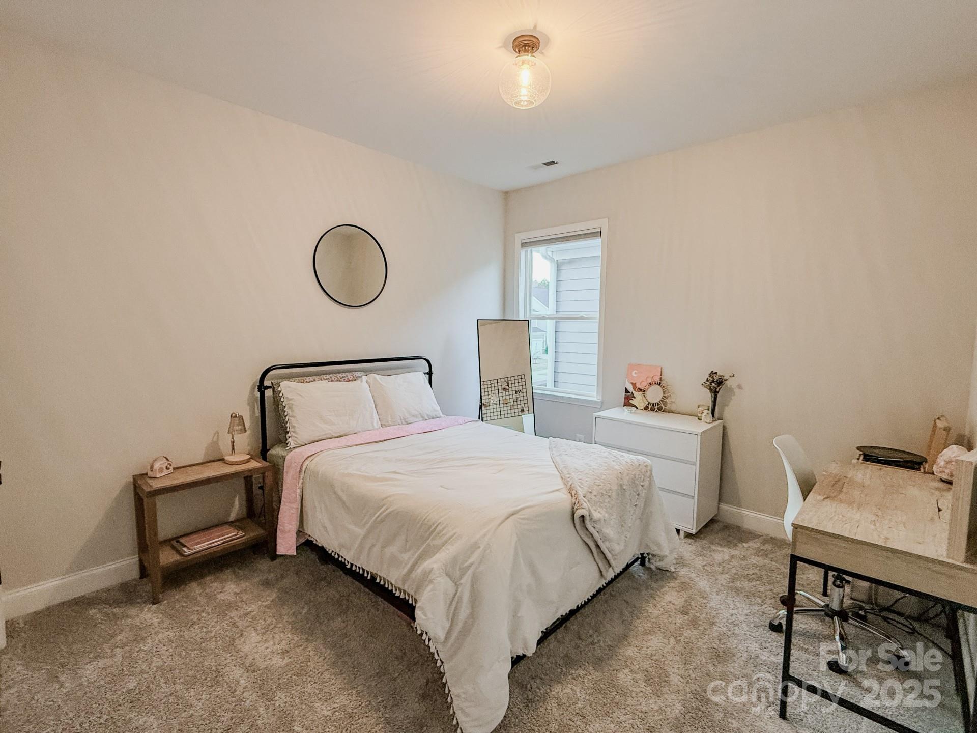property viewer photo 19