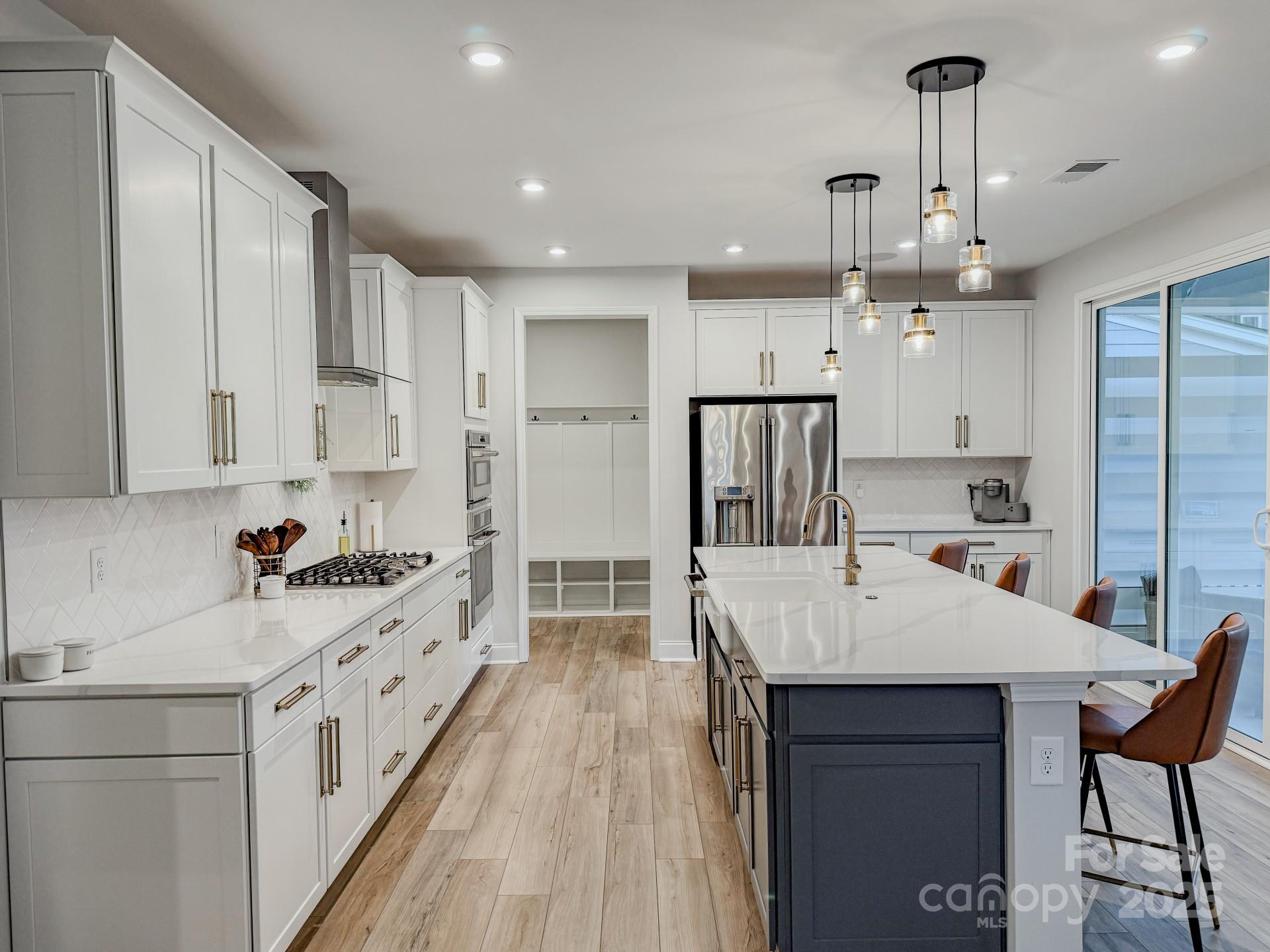 property viewer photo 7