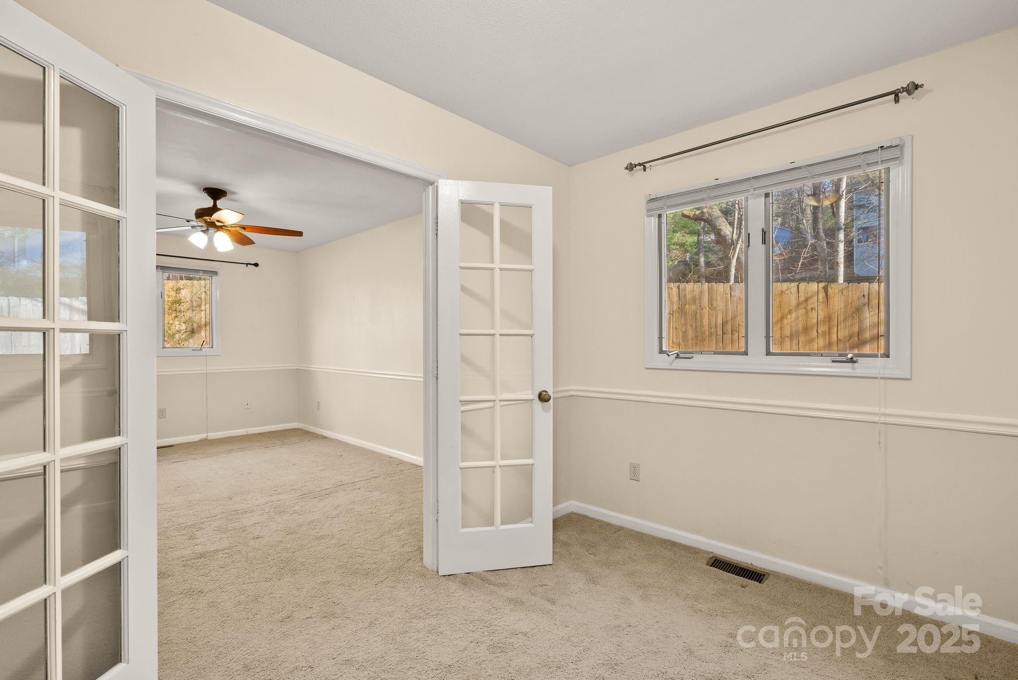 property viewer photo 19